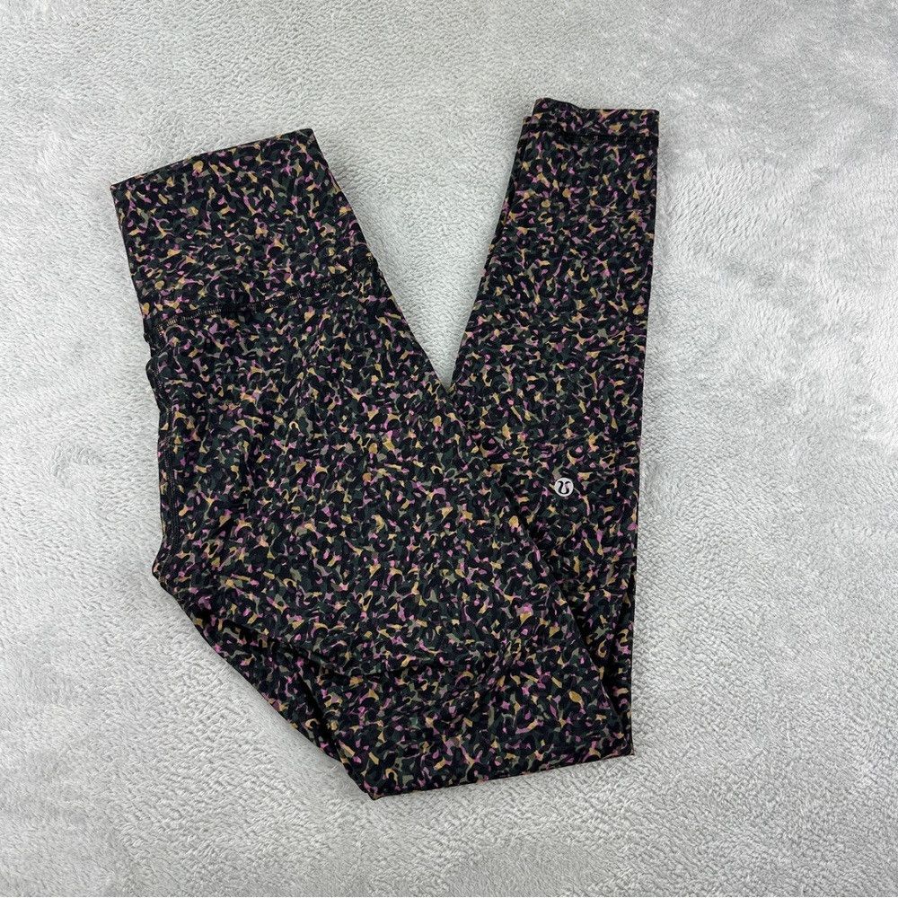 Lululemon Lululemon NWT Women's Size 6 Wunder Train HR Tight 28" LW5D Size 28" / US 6 / IT 42 - 1 Thumbnail