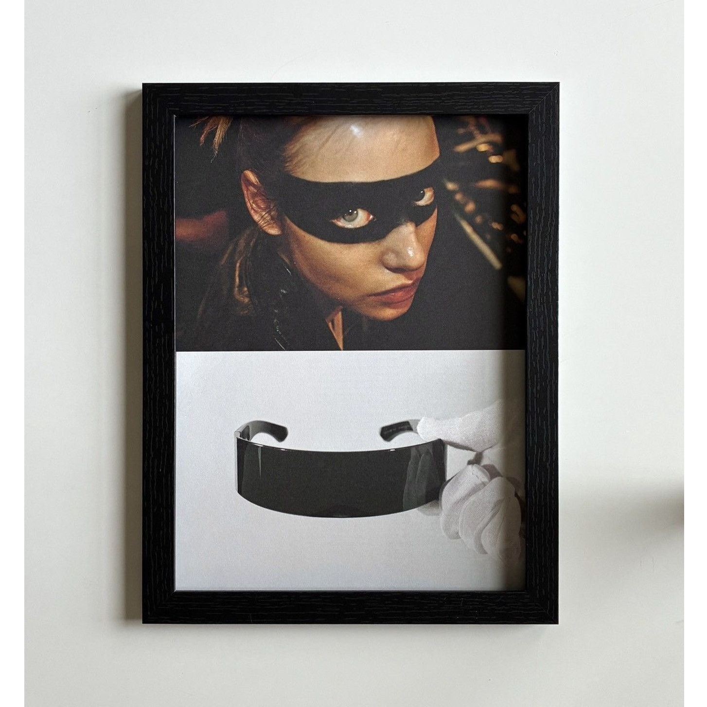 Japanese Brand × Maison Margiela × Vintage Maison Margiela Archive Fashion photo framed 9x12 Size ONE SIZE - 1 Thumbnail