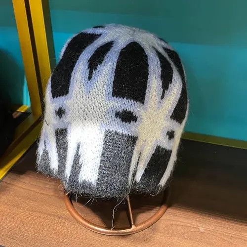 VIBE Retro Knitted Beanies Hat Size ONE SIZE - 1 Thumbnail