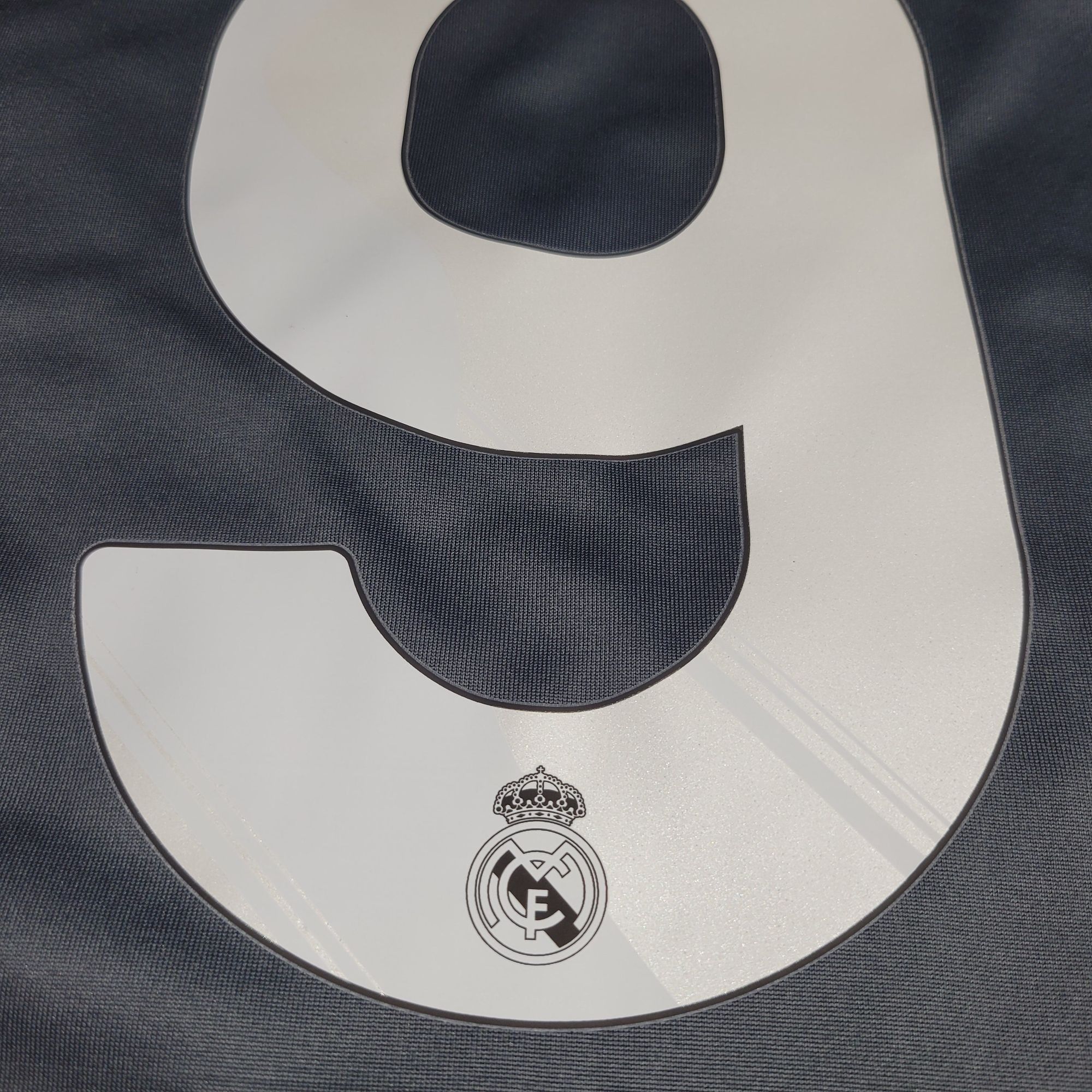 Adidas Ronaldo Real Madrid 2009 2010 DEBUT Third Soccer Jersey L Size US L / EU 52-54 / 3 - 4 Thumbnail