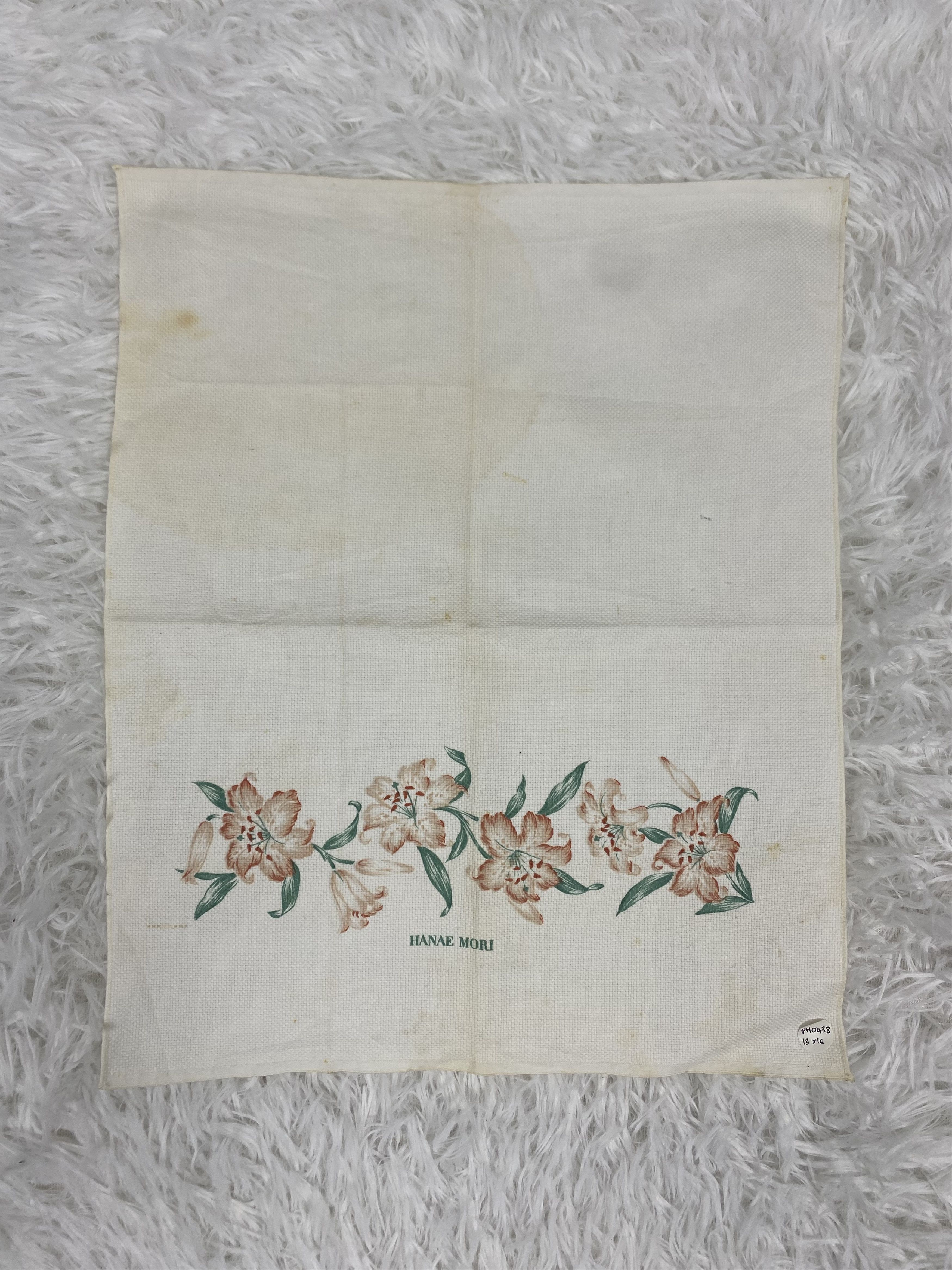 Hanae Mori Vintage Hanae Mori Handkerchief Neckerchief Ph0438 Size ONE SIZE - 3 Thumbnail