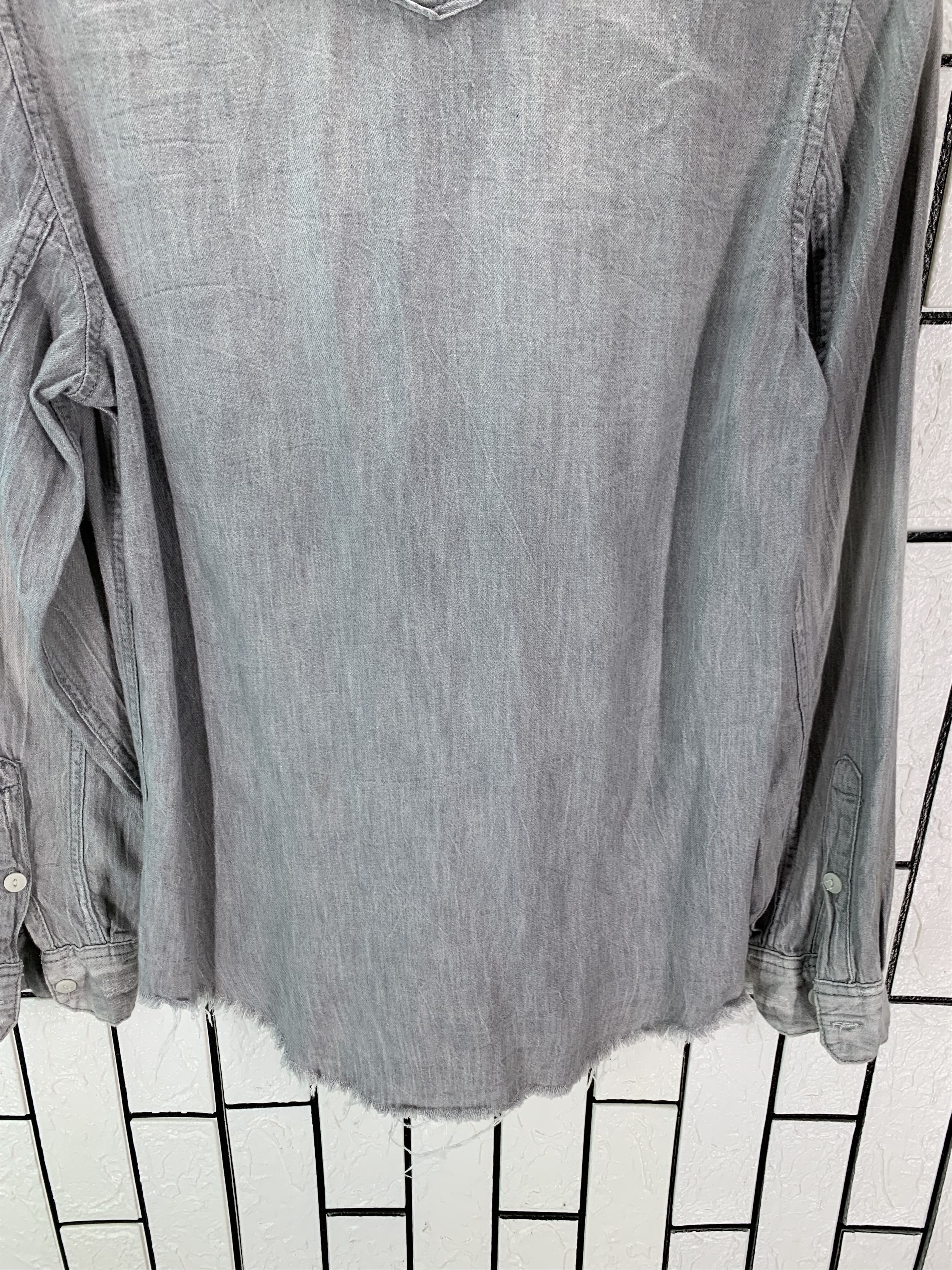 Vintage H&M Distressed Denim Shirt Button Size US S / EU 44-46 / 1 - 5 Thumbnail