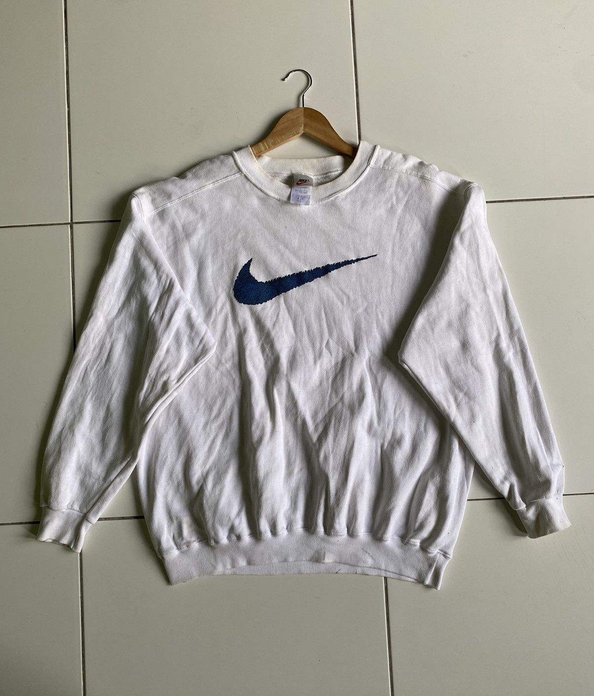 Nike Vintage Nike big Swoosh Sweatshirt Size US M / EU 48-50 / 2 - 1 Thumbnail