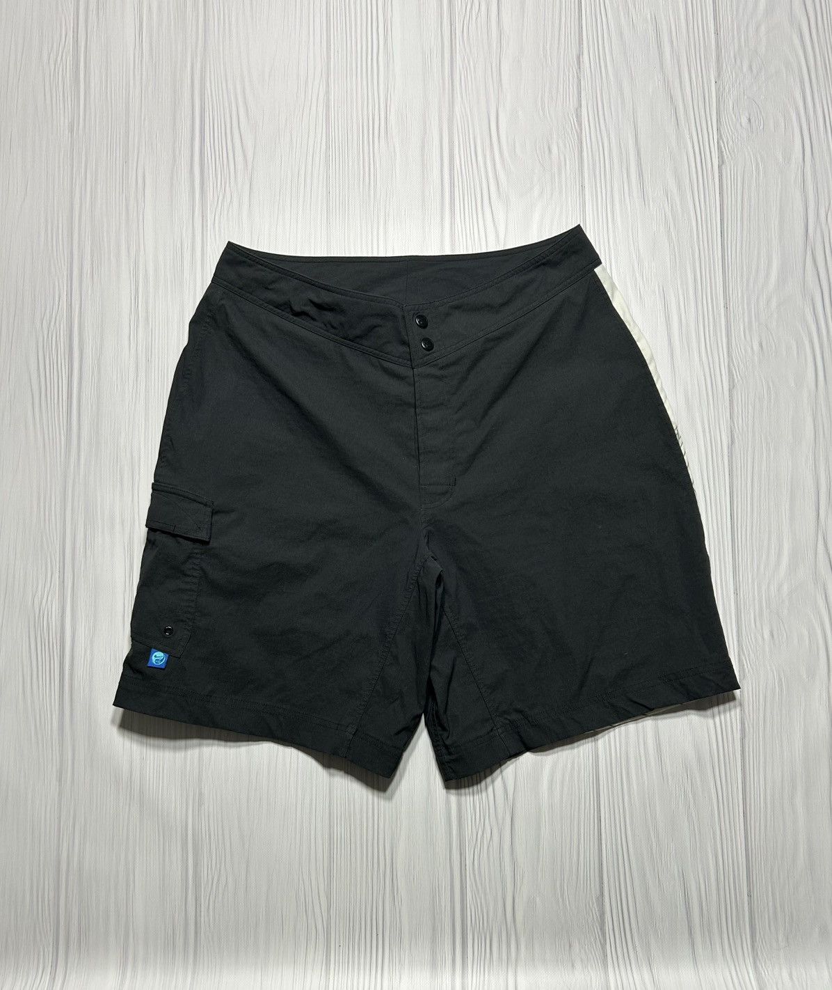 Nike × Vintage Rare Vintage 90’s Nike VB Cargo Shorts Size 34 Size US 34 / EU 50 - 1 Thumbnail