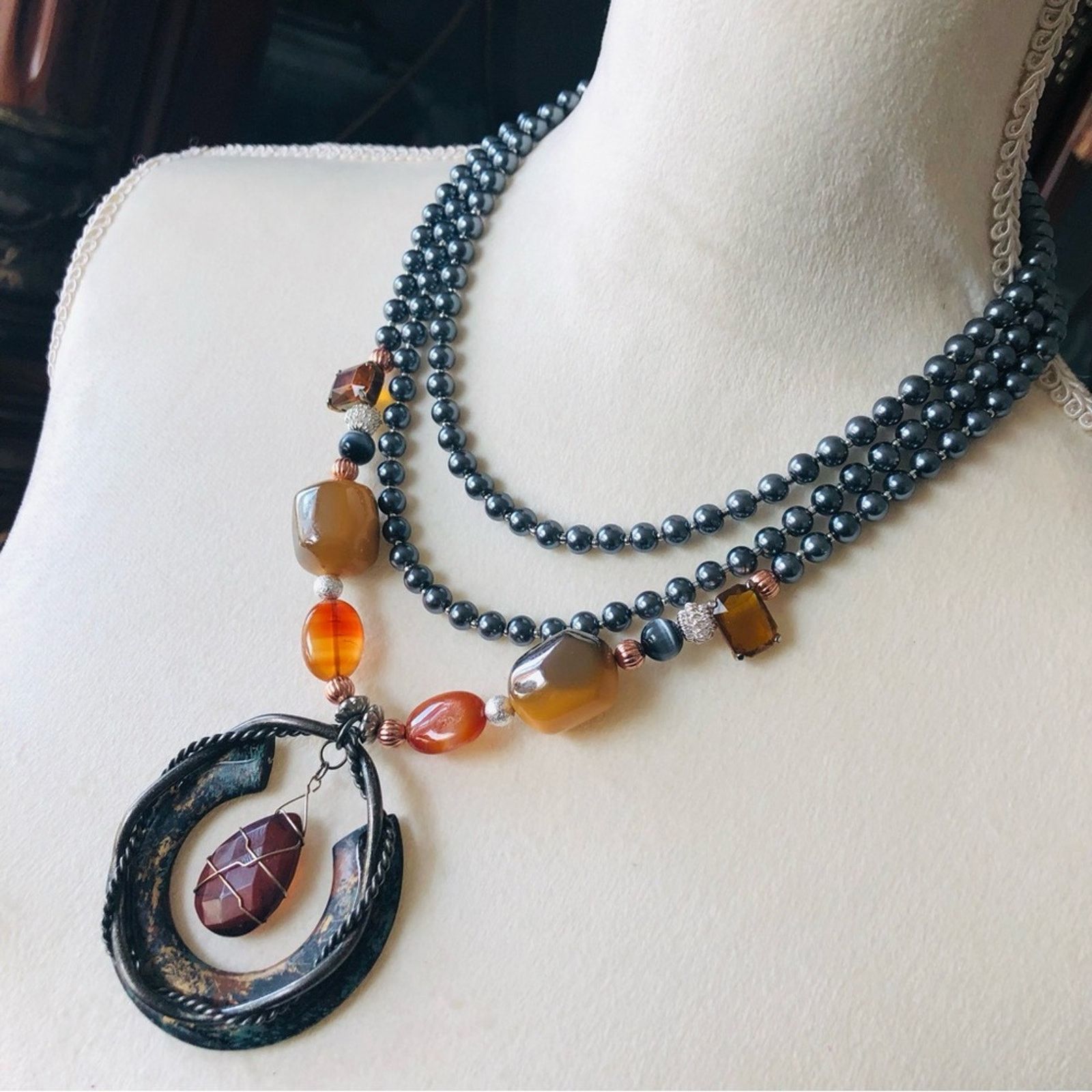 Handmade Handcrafted repurpose medieval gem glass Pearl necklac Size ONE SIZE - 3 Thumbnail