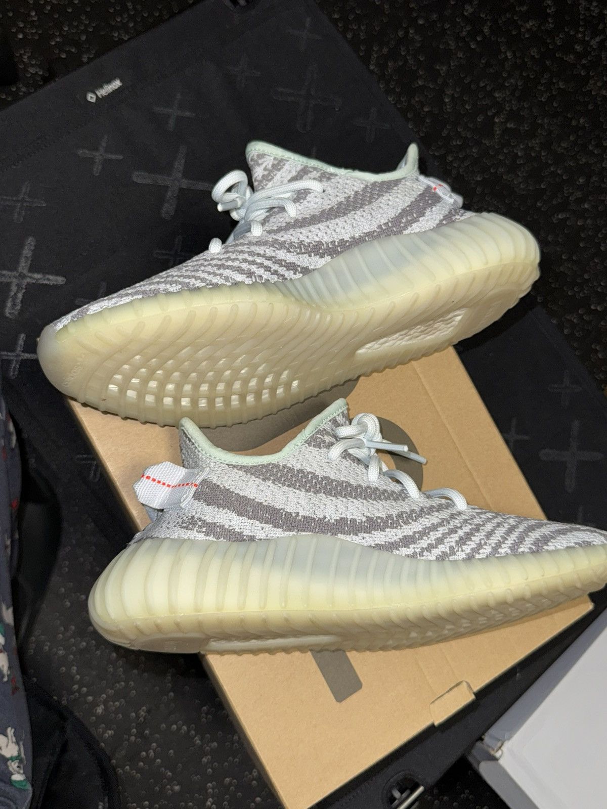 Adidas × Yeezy Adidas Yeezy Boost 350 V2 blue tint sz 6Y Size US 6 / EU 39 - 7 Thumbnail
