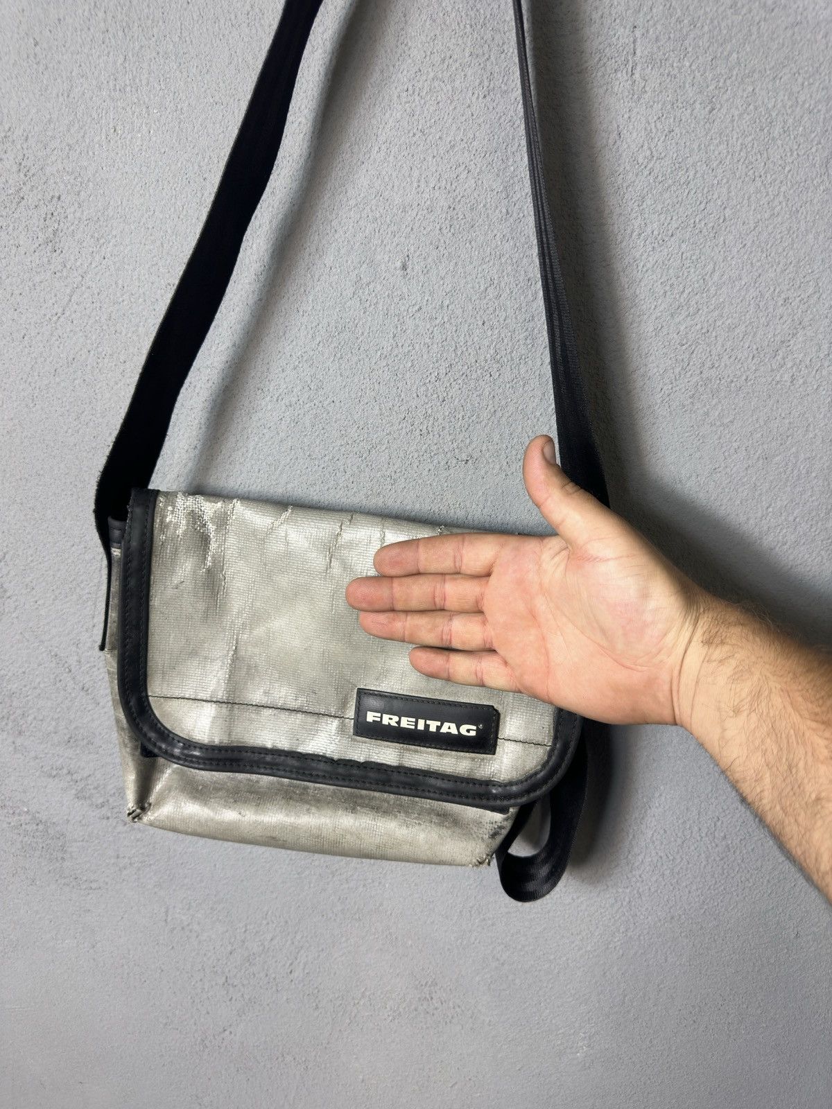 Freitag × Vintage Freitag Recycled Messenger Crossbody Bag Size ONE SIZE - 3 Thumbnail