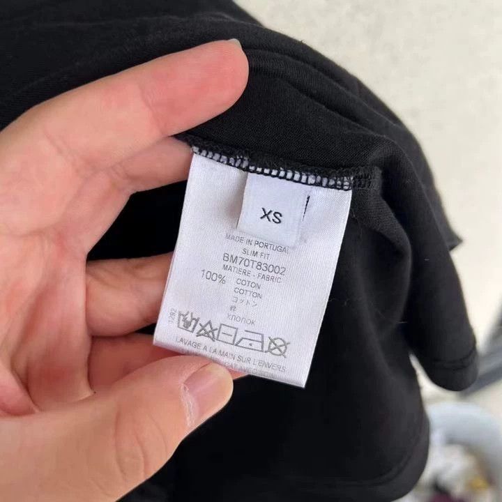 Givenchy Givenchy Small logo short sleeve OS XS Size US XS / EU 42 / 0 - 4 Thumbnail