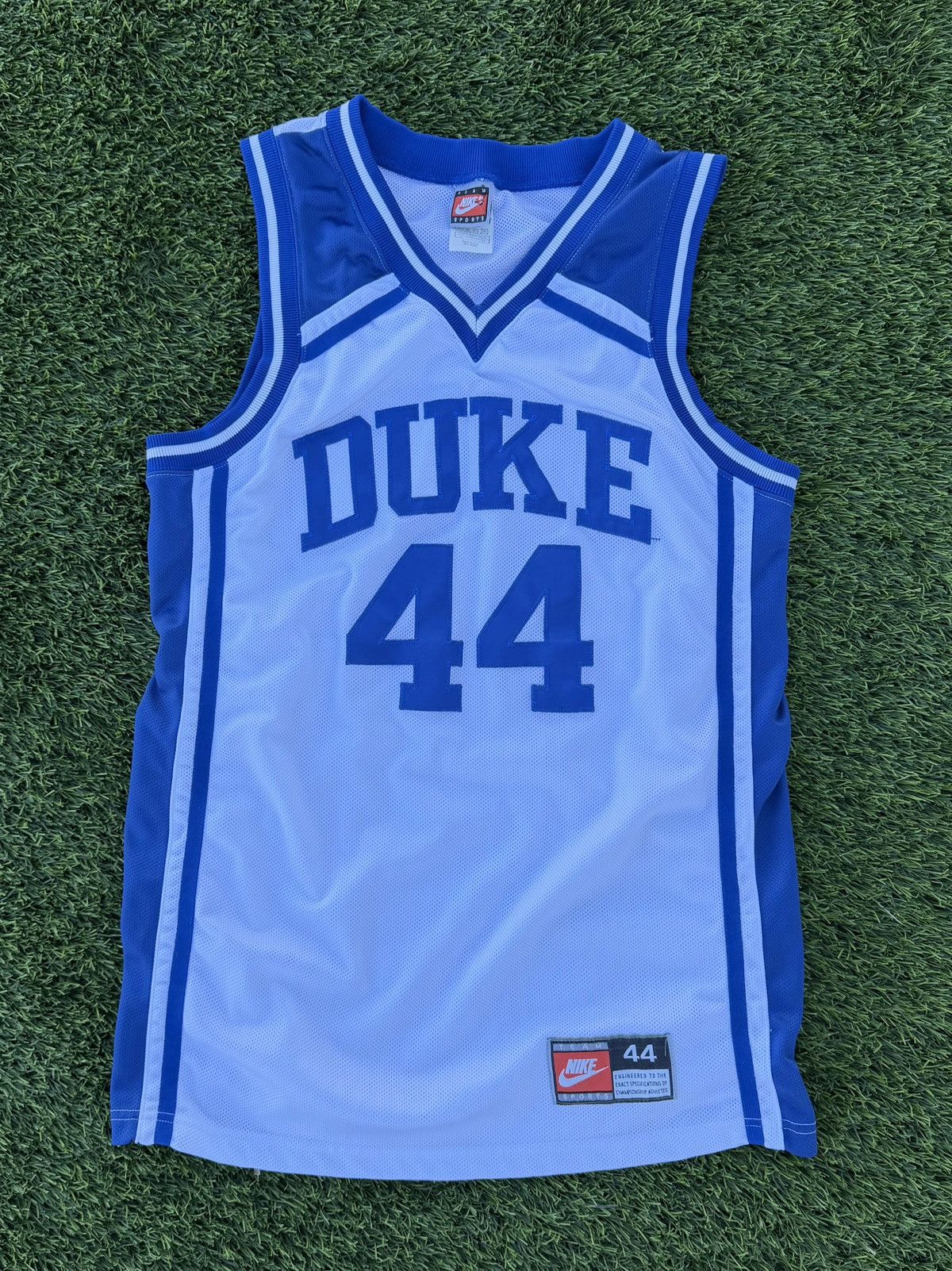 Nike Vintage 90s made in USA Nike Duke basketball jersey size L Size US L / EU 52-54 / 3 - 1 Thumbnail