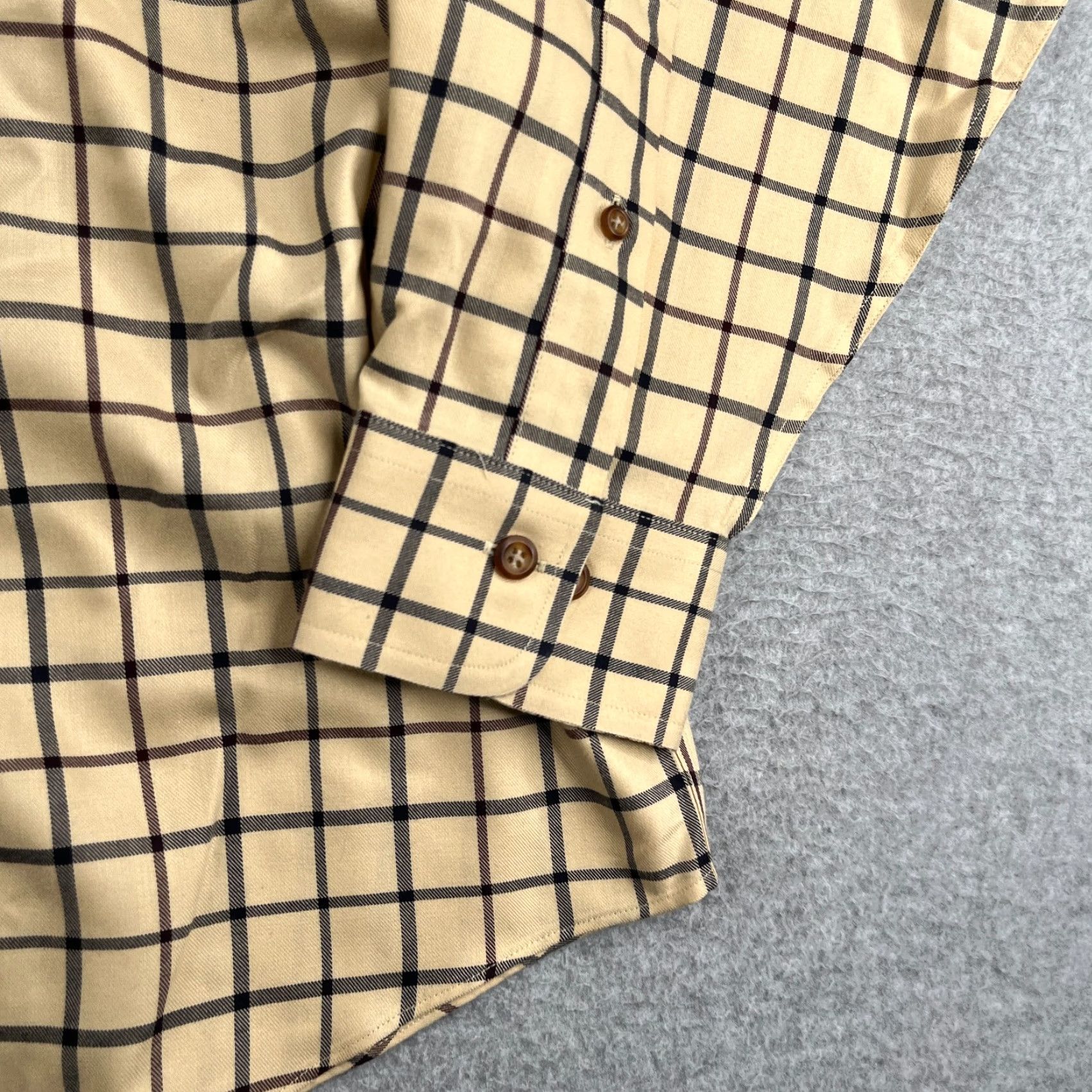 Brooks Brothers Brooks Brothers 346 Shirt Long Sleeve Button-Up Ivory Check Non-Iron Casual Size US L / EU 52-54 / 3 - 2 Thumbnail