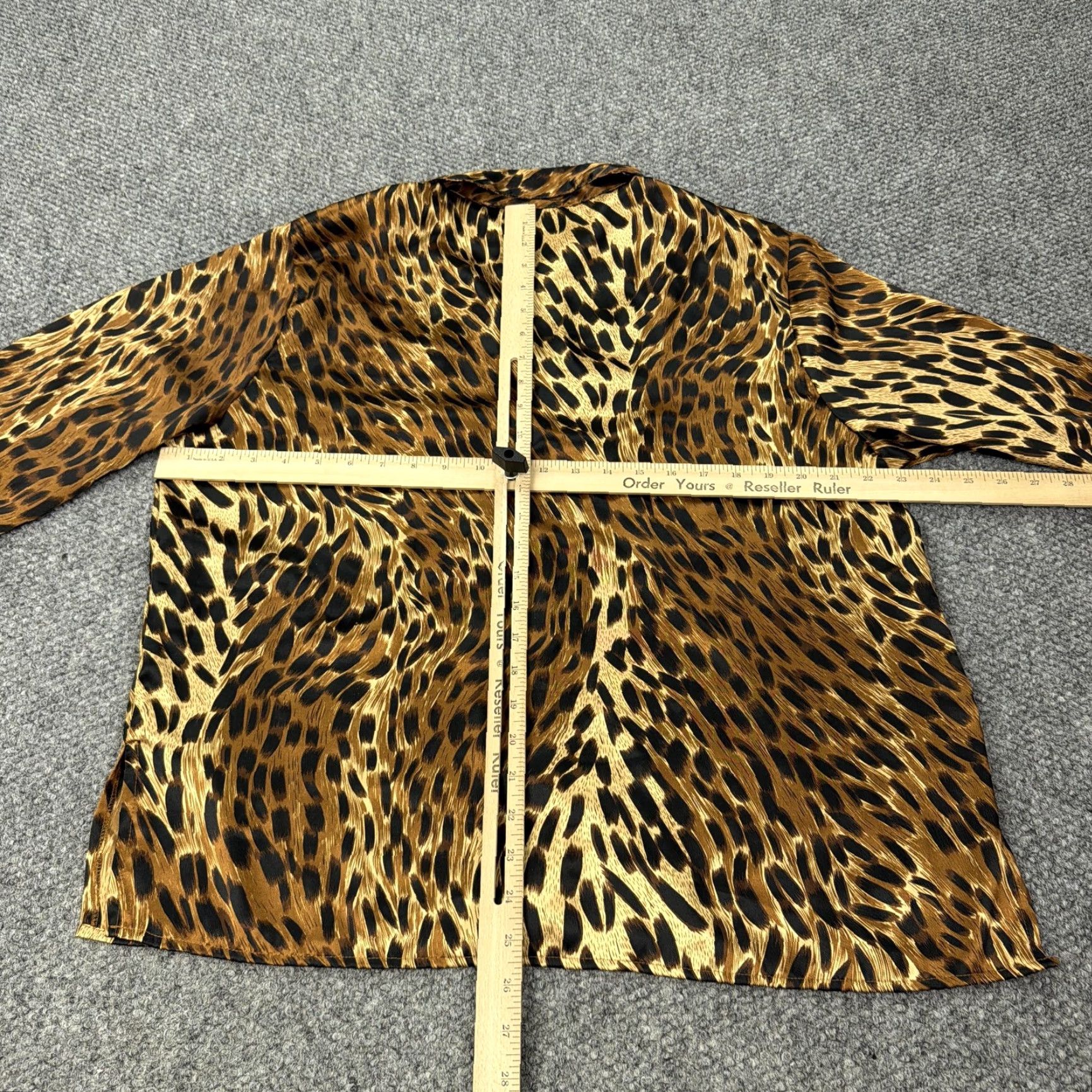 Vintage Frederick's of Hollywood Shirt Womens Large Brown Animal Print Button Up Size L / US 10 / IT 46 - 4 Thumbnail