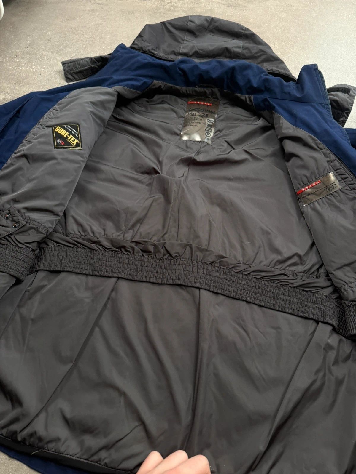 Prada Prada ski jacket luxury vintage red tab sport wear Size US XL / EU 56 / 4 - 12 Thumbnail