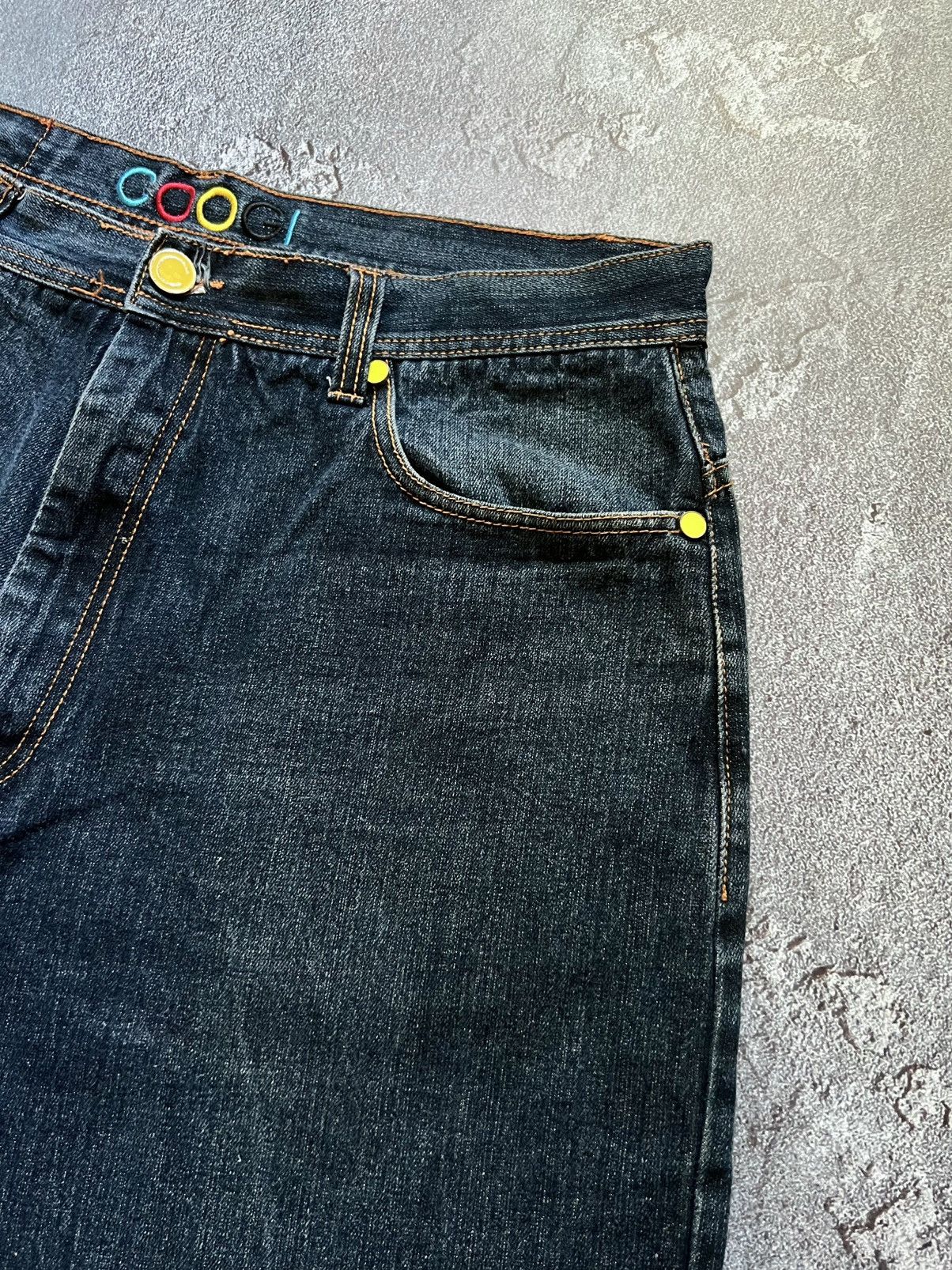 Coogi 90s Vintage Jeans Shorts Sweater Embroidered Big Logo Baggy Size US 40 / EU 56 - 16 Thumbnail