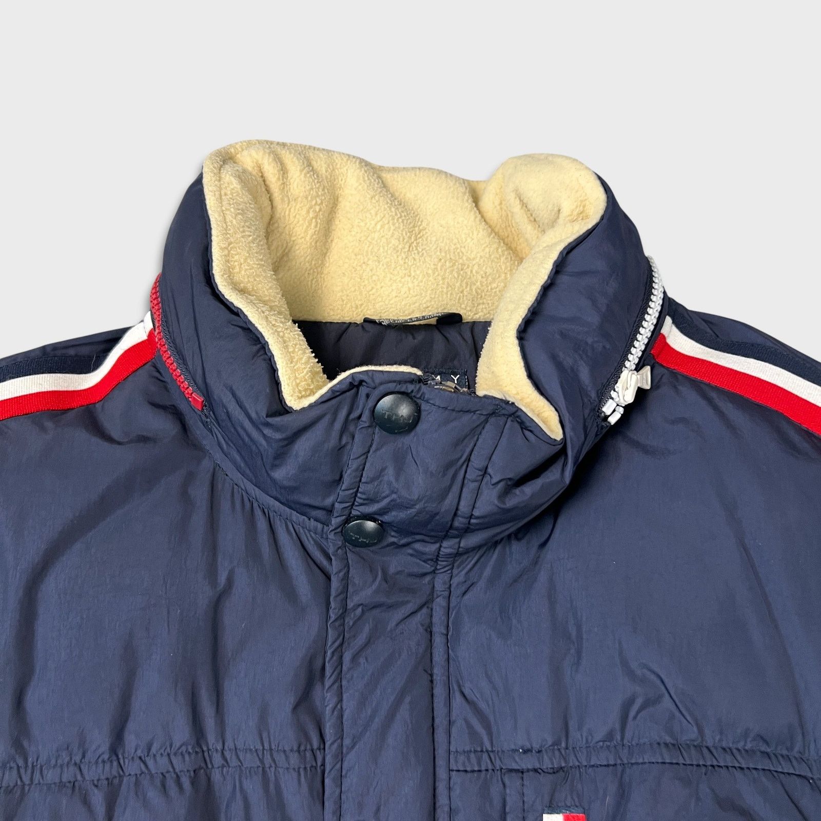 Tommy Hilfiger × Vintage Vintage 90s Tommy Hilfiger Jacket XL Flag Zip Puffer Bomber Size US XL / EU 56 / 4 - 2 Thumbnail