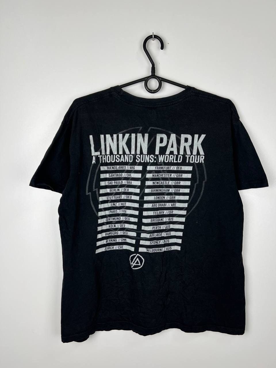 Vintage Linkin Park 2010 band t-shirts size M Size US M / EU 48-50 / 2 - 2 Thumbnail