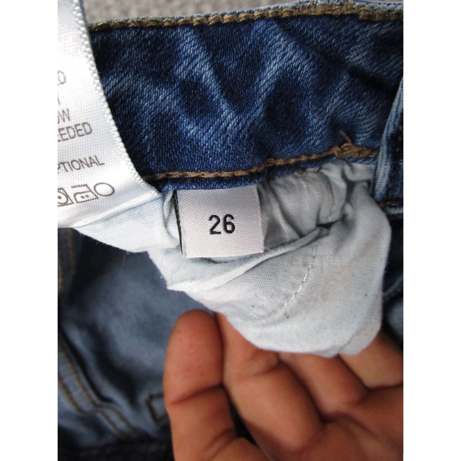 Denime Vervet Los Angeles Jeans Women Size 26 Blue Distressed Denim Raw Hem Straight Leg Mid Rise Womens Size 26" / US 2 / IT 38 - 6 Thumbnail
