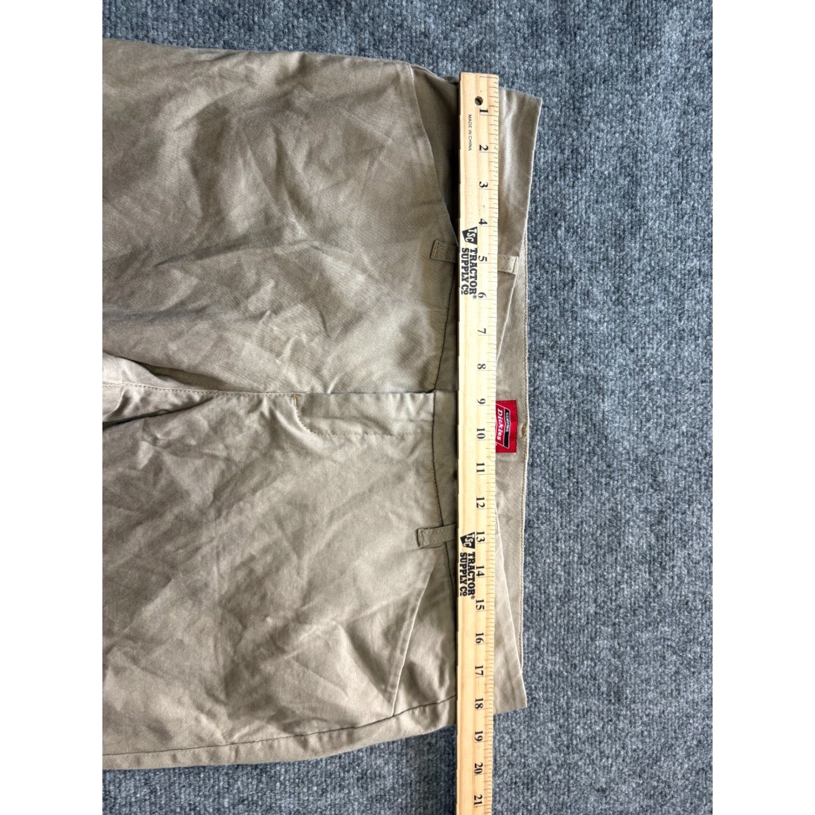 Dickies Dickies Pants Women Size 17 Khaki Beige Cotton Blend Work Wear Pants 90s Slim Women Size 38" / US 16 / IT 52 - 3 Thumbnail