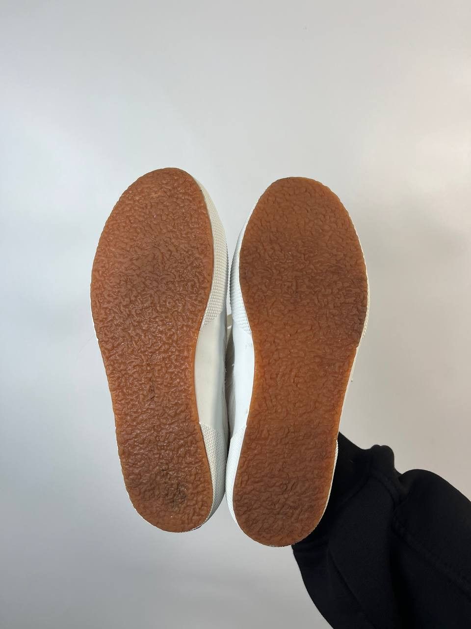 Superga ALAÏA x Superga Canvas Sneakers Low Top Women’s EU 39 US 8 Size US 8 / IT 38 - 10 Thumbnail