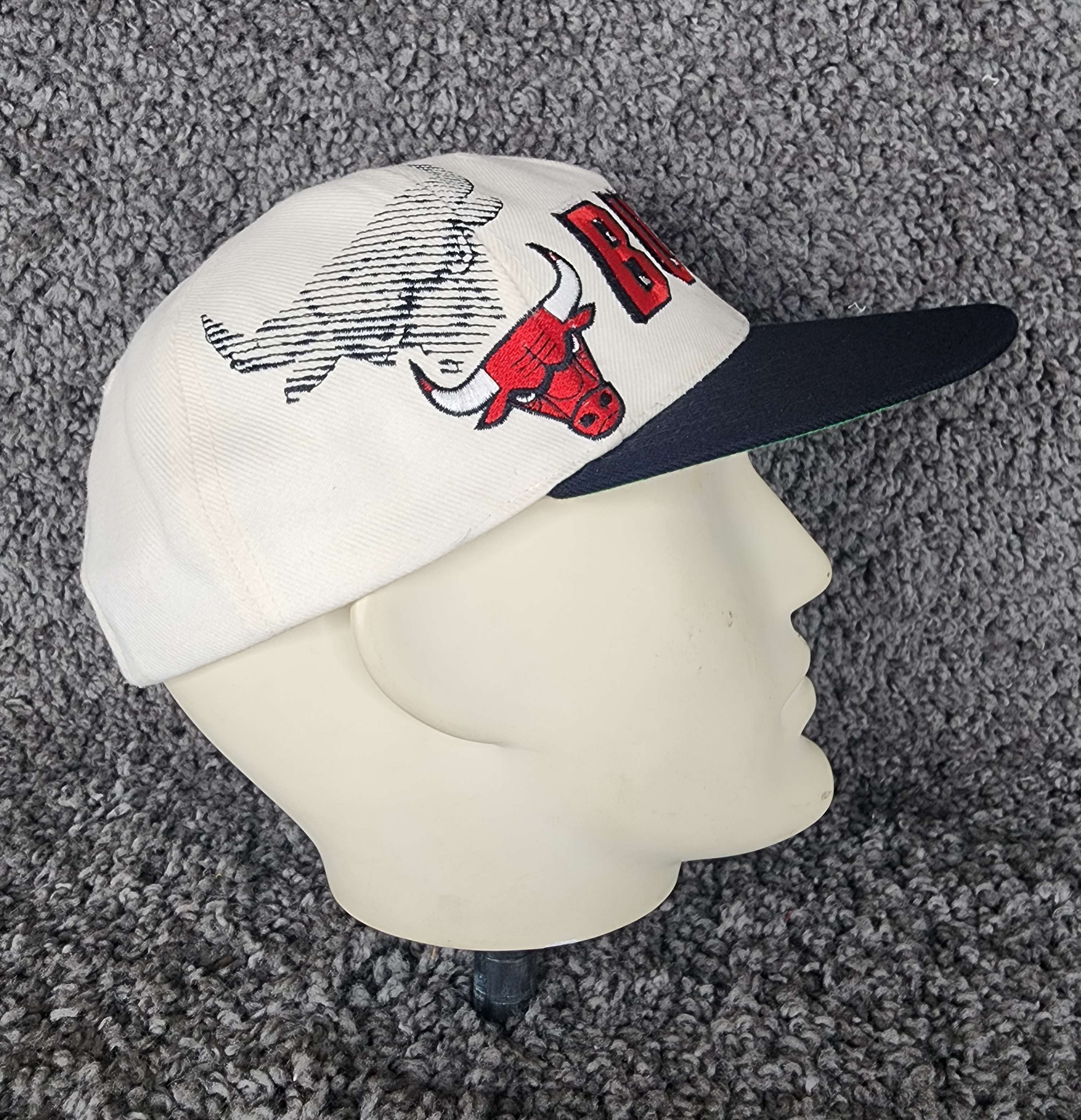 NBA Vintage NBA Chicago bulls shadow snapback Size ONE SIZE - 2 Thumbnail