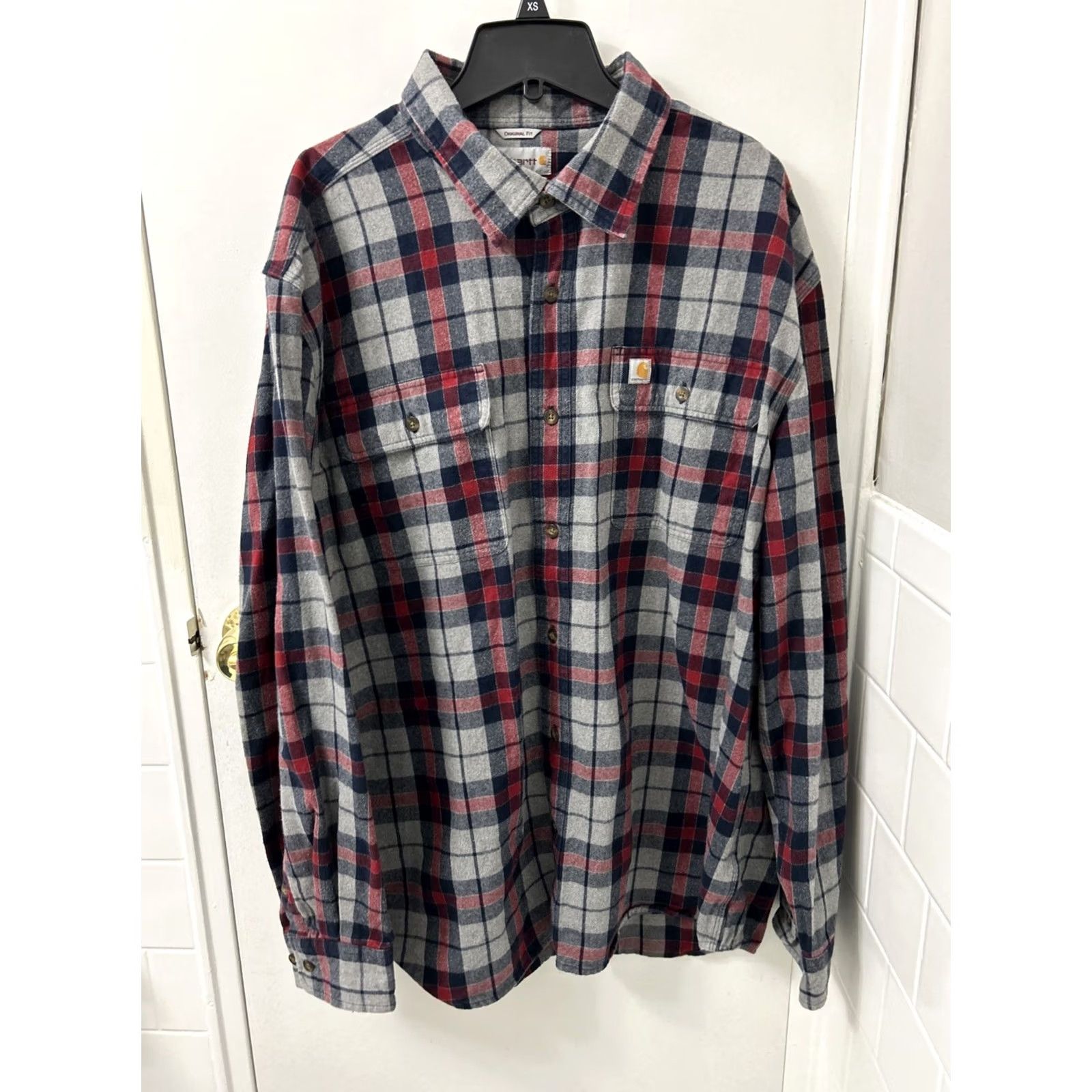 Carhartt Carhartt Hubbard Shirt Mens XL Red Plaid Flannel Button-Down L/S 8 Oz Heavyweight Cotton Pockets Workwear Sl tie? Size US XL / EU 56 / 4 - 2 Thumbnail