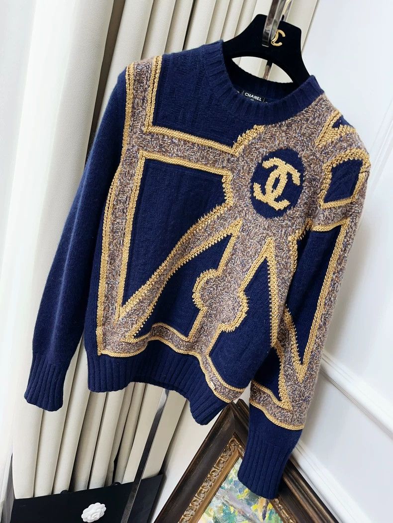 Chanel Chanel 21A Castle Series Dark Blue Cashmere Sweater Size XS / US 0-2 / IT 36-38 - 1 Thumbnail