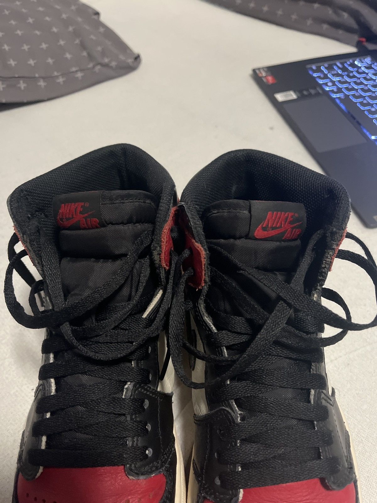 Jordan Brand × Nike Jordan 1 Bred Toe Size US 8.5 / EU 41-42 - 15 Thumbnail