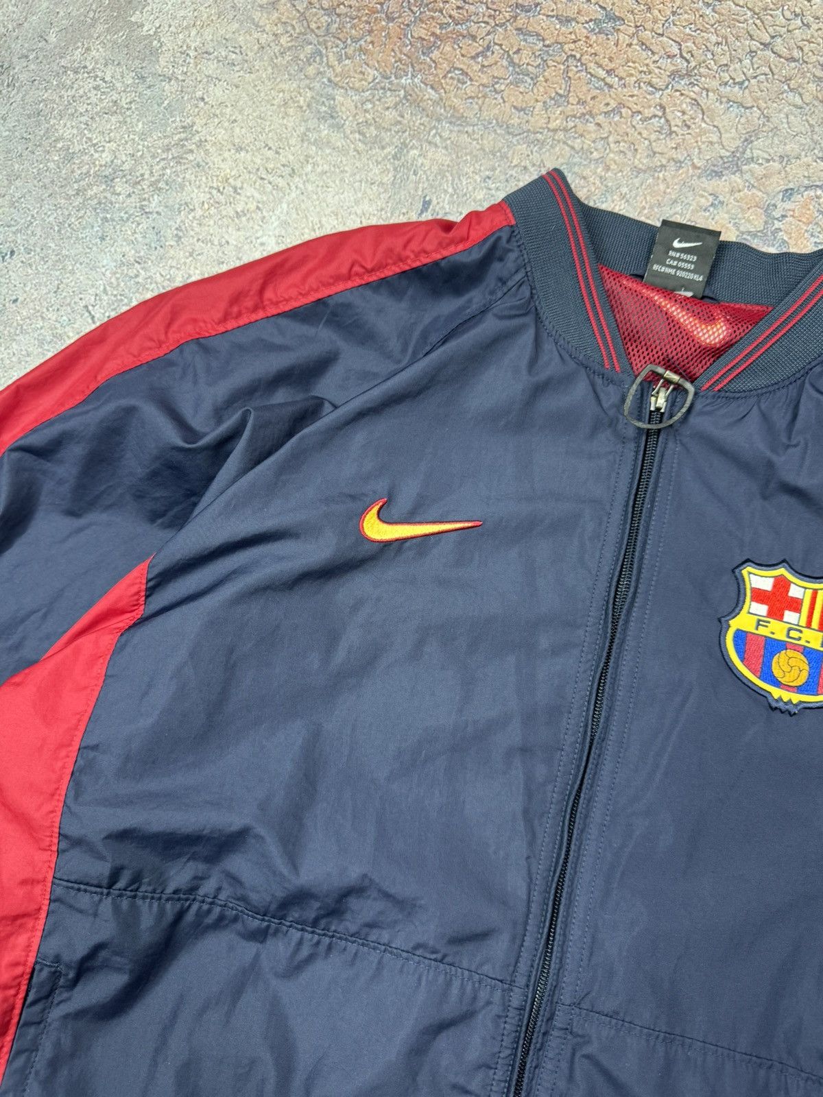 Nike Vintage Nike FC Barcelona 1998 track top jacket men's size M Size US M / EU 48-50 / 2 - 3 Thumbnail