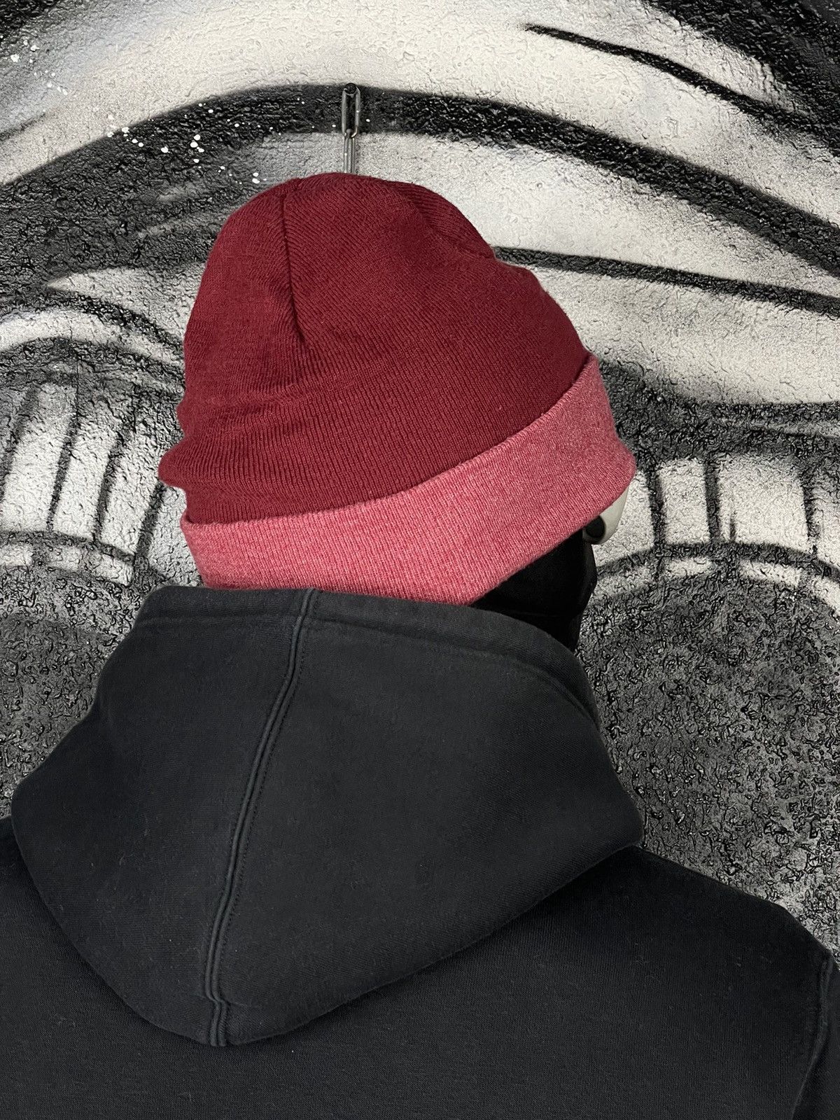 Carhartt Wip Carhartt Y2K Leather Logo Mason Watch Beanie Hat One Size Size ONE SIZE - 2 Thumbnail