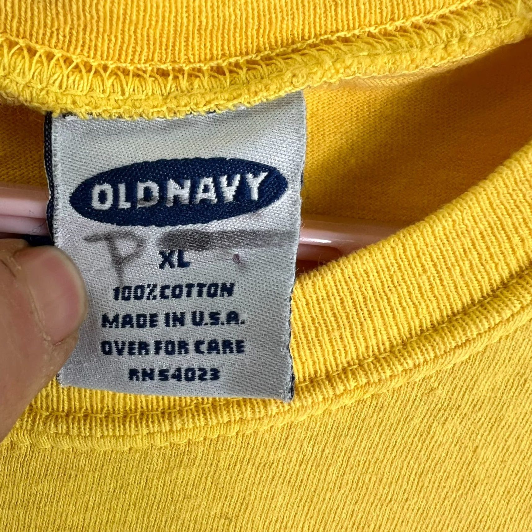 Old Navy VINTAGE Old Navy T-Shirt Long Sleeve Puff Print Yellow Mens XL Crew Neck 90s Retro Aerosmith Graphic Logo Limited Edition Size US XL / EU 56 / 4 - 5 Thumbnail