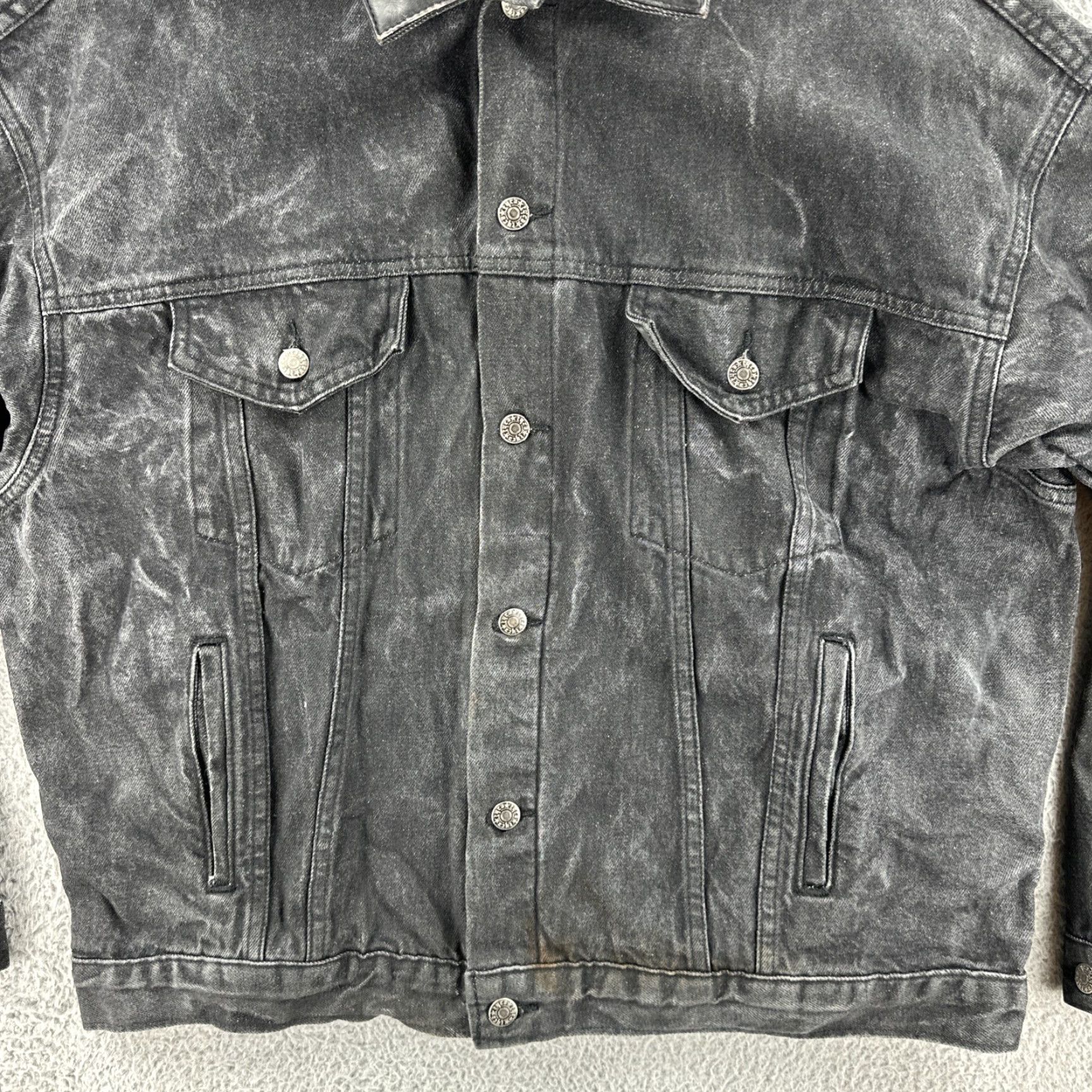 Vintage VINTAGE Tyca Jacket Denim Leather Embellished Dragon Y2K Black XL Men Biker Shirt Size US XL / EU 56 / 4 - 4 Thumbnail