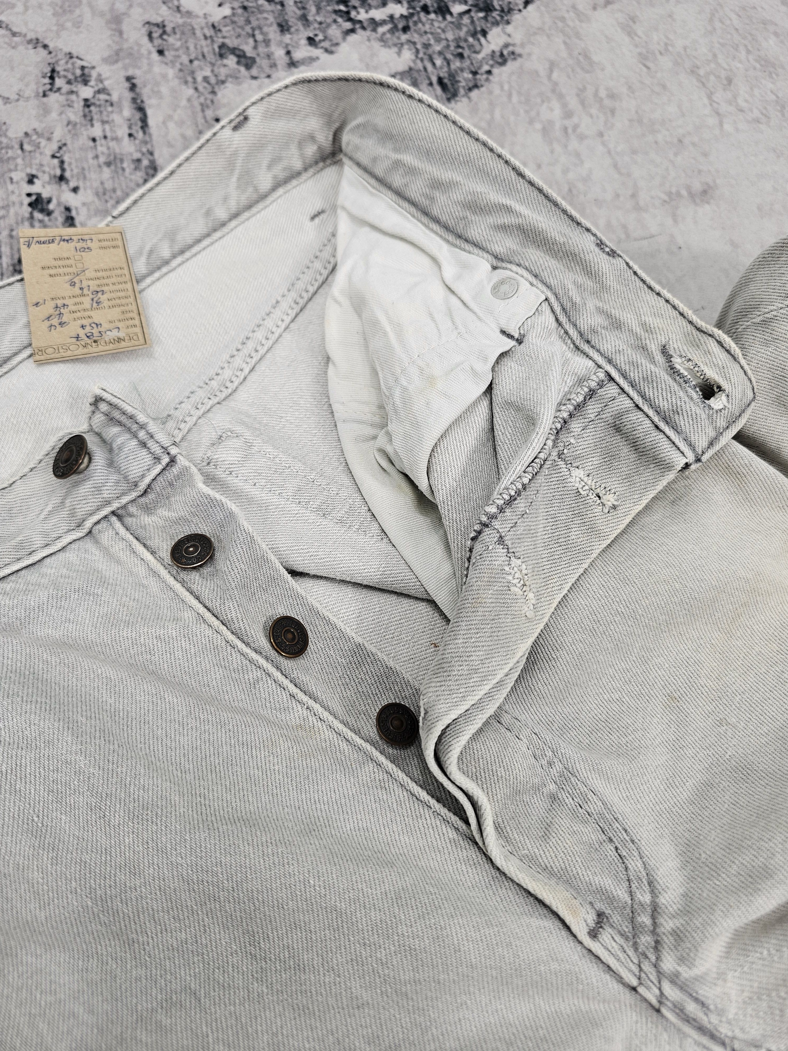 Levi's Vintage Clothing Vtg 90's LEVIS 501 Light Gray Stain Jeans Made In USA L0587 Size US 34 / EU 50 - 11 Thumbnail