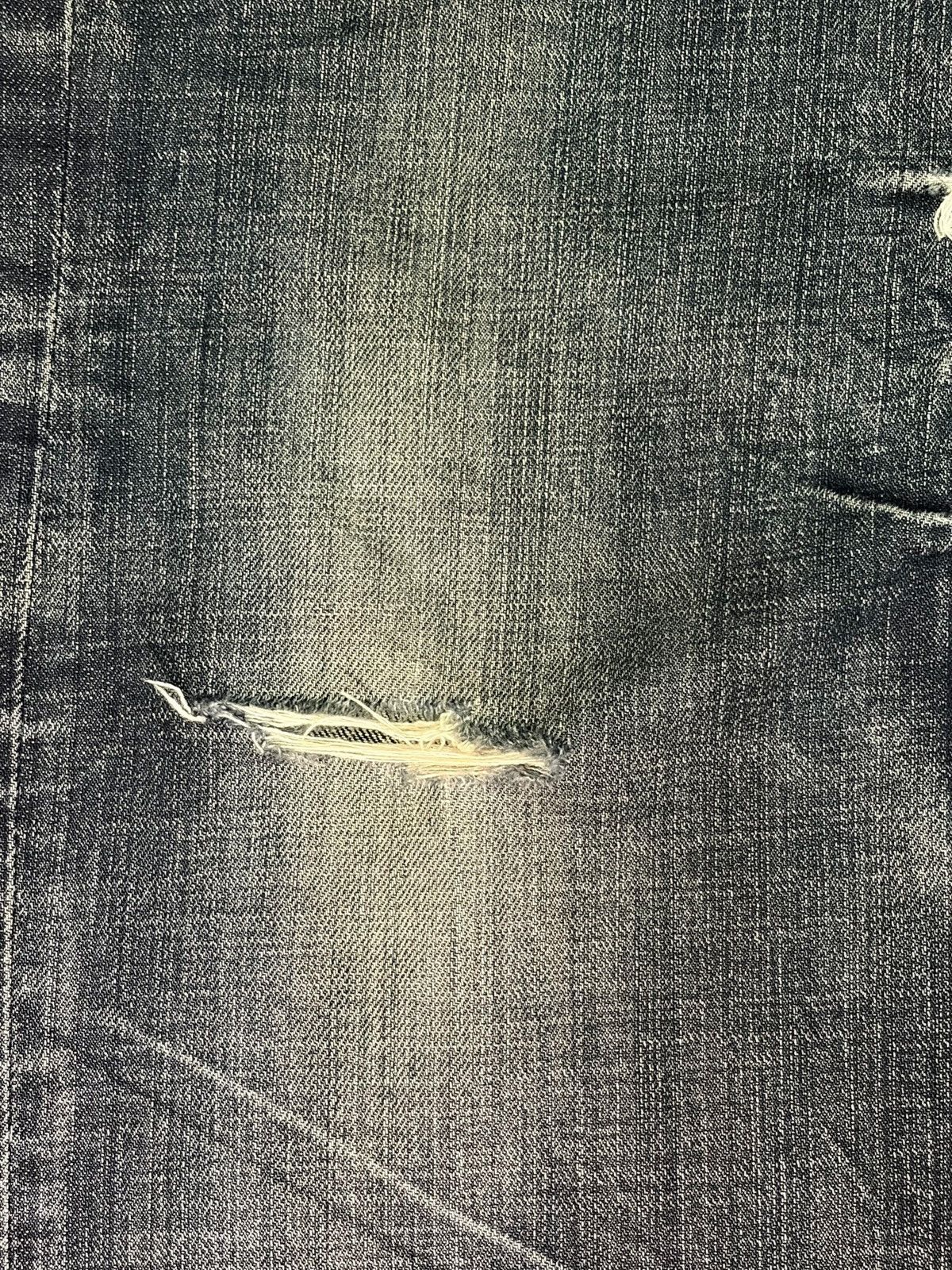 Diesel Vintage Japanese Brand Faded Wash Distress Loose Jeans Size US 33 - 3 Thumbnail