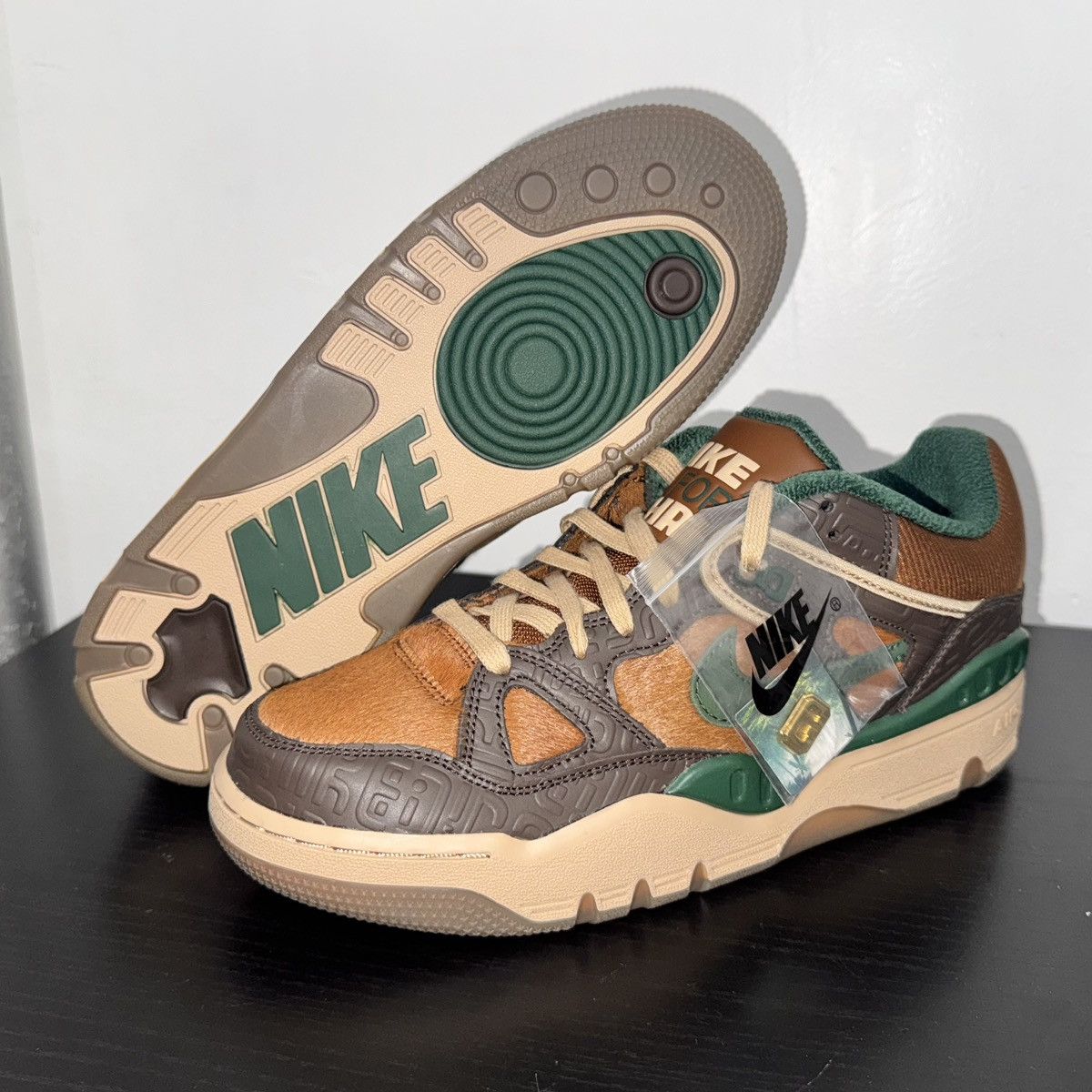 Nigo × Nike NIKE X NIGO AIR FORCE 3 LOW BAROQUE BROWN FIR HQ0260-201 Size US 10 / EU 43 - 4 Thumbnail
