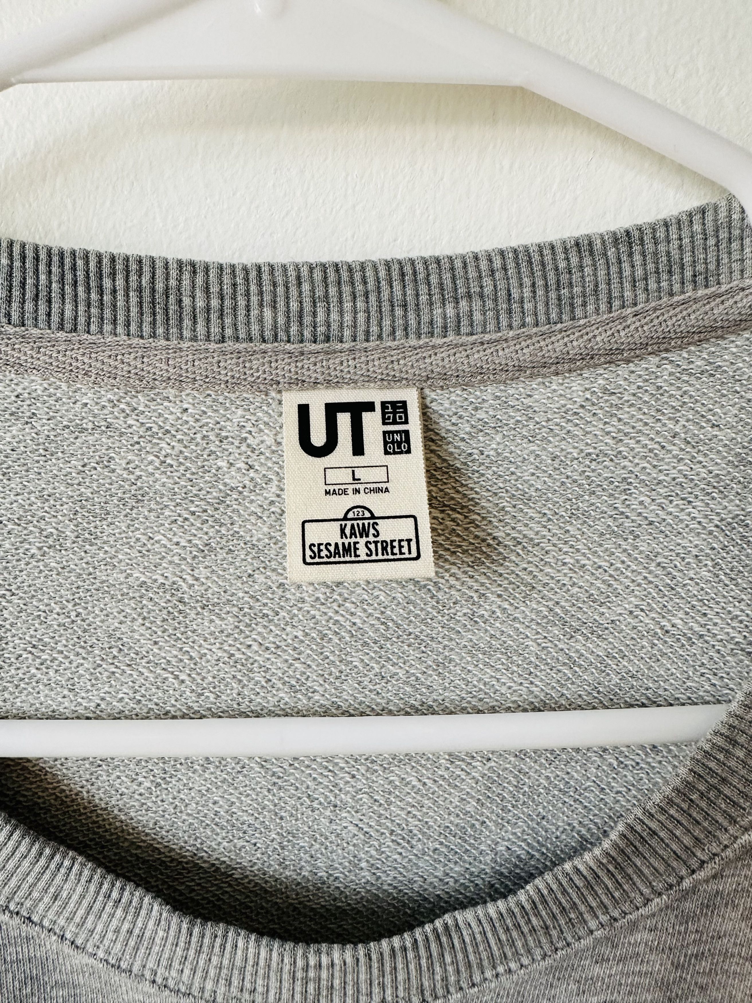 Kaws × Uniqlo Sesame Street XX Sweatshirt Size US L / EU 52-54 / 3 - 3 Thumbnail