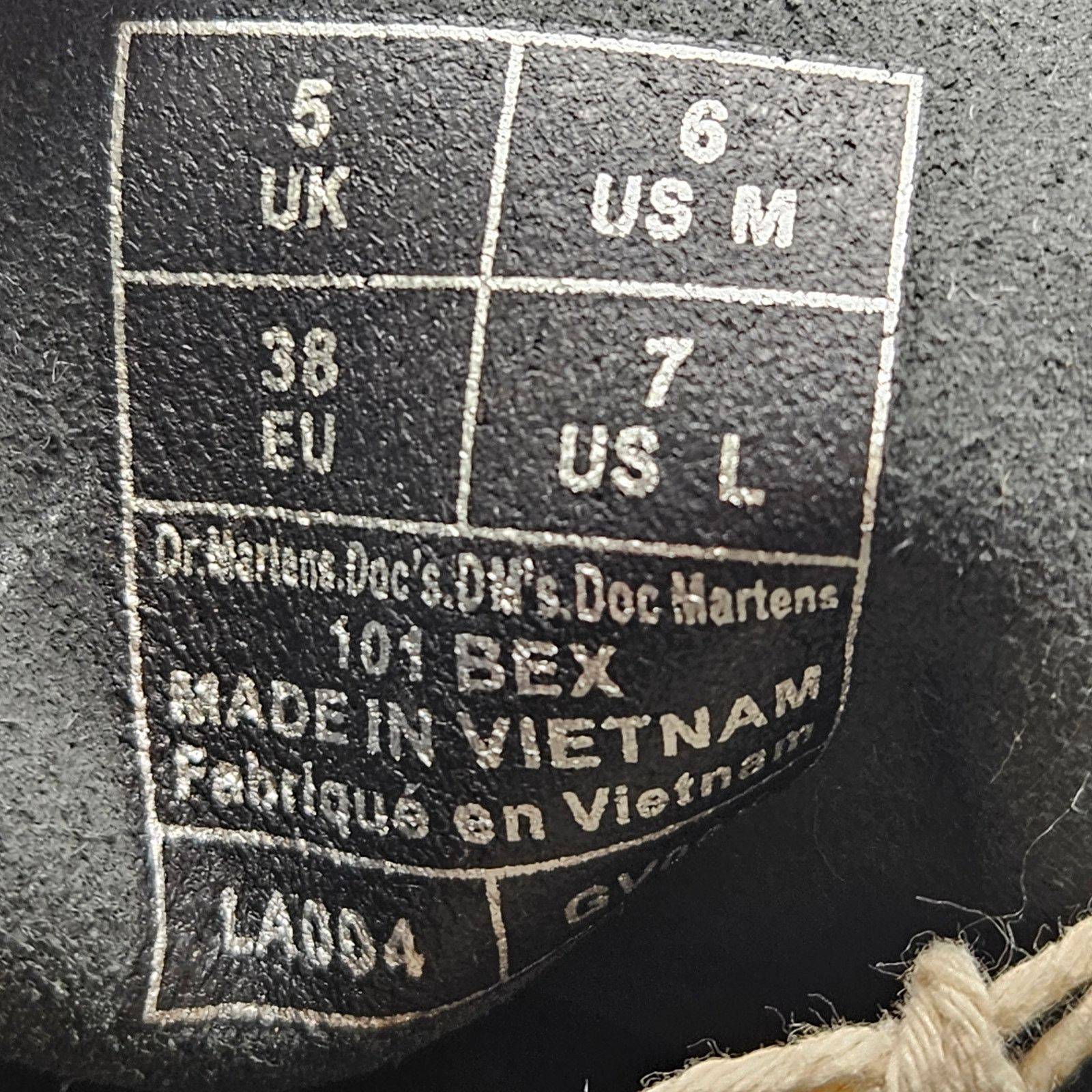 Dr. Martens DR. MARTENS WOMEN'S 7 SMOOTH BLACK 6 EYES 101 BEX NWOB Size US 7 / IT 37 - 6 Thumbnail