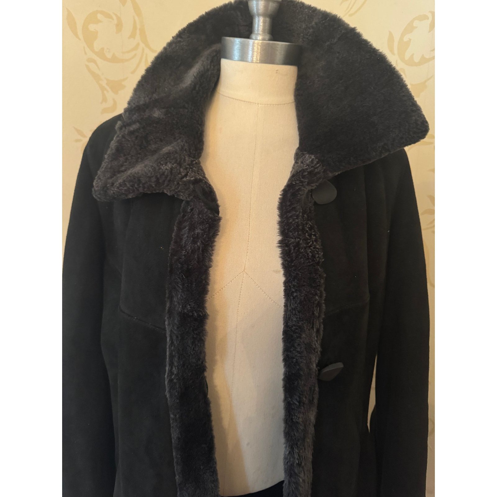 Vintage Ladies Size 4 Rafel Shearling 100% Shearling Black Jacket Size S / US 4 / IT 40 - 2 Thumbnail