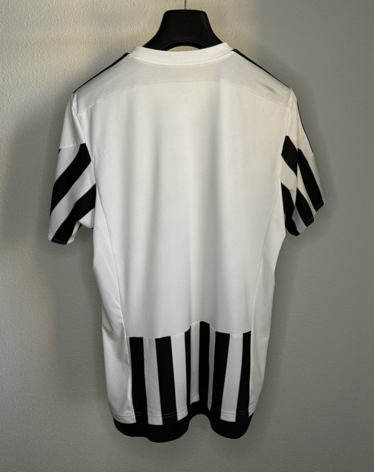 Adidas Adidas Juventus 2015 2016 Home Football Soccer Jersey XL Size US XL / EU 56 / 4 - 3 Thumbnail