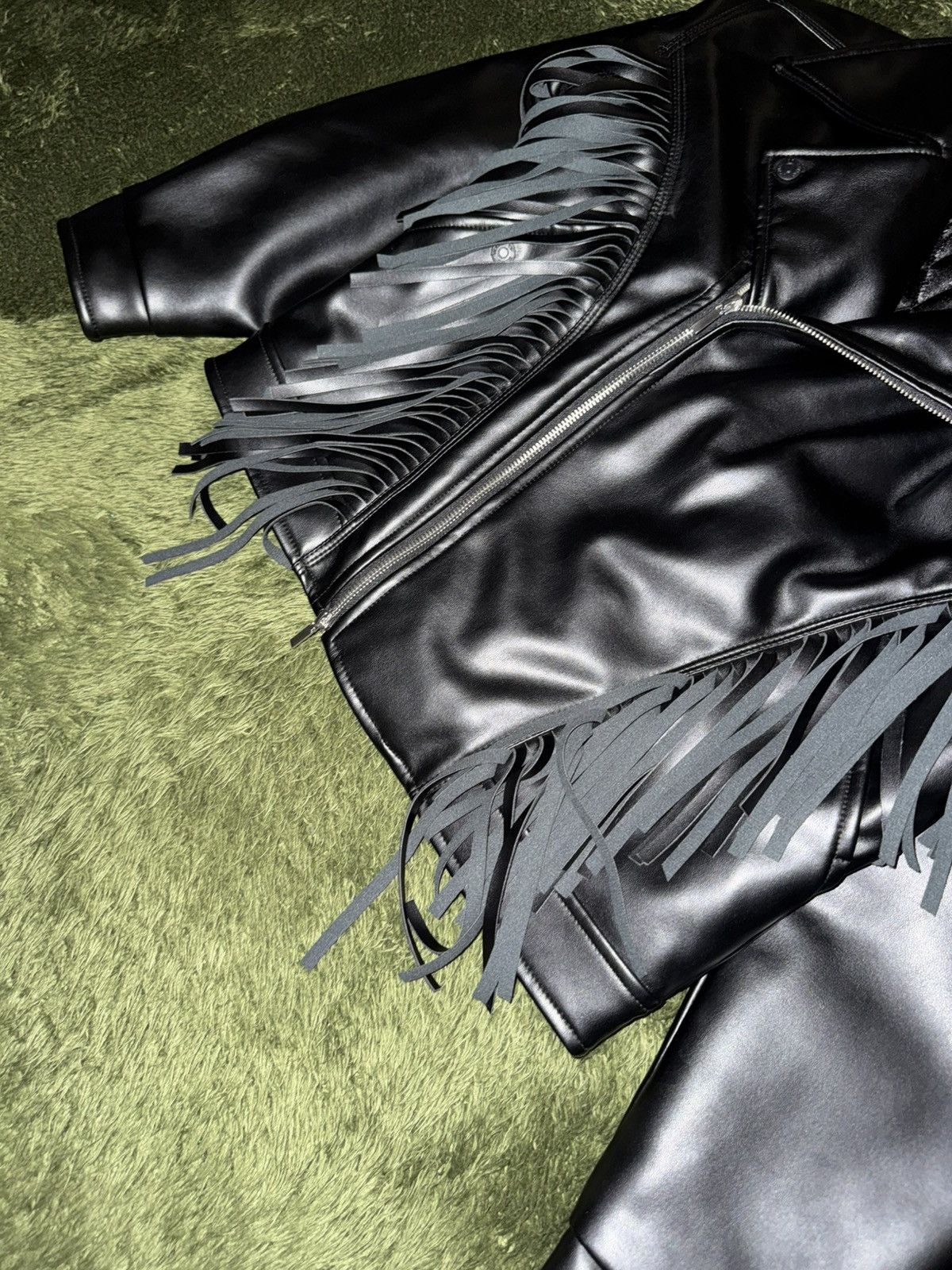 House of Sunny [XS] House of Sunny Cropped Fringe Faux Leather Jacket Black Size XS / US 0-2 / IT 36-38 - 3 Thumbnail