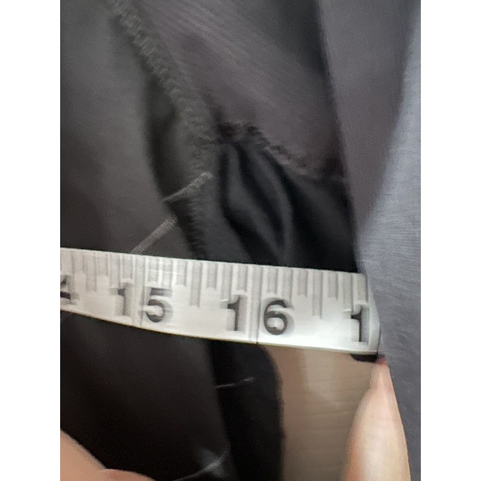 Lululemon Lululemon Run Bundle Up Liner Jacket Black Size 4 A001507 Size S / US 4 / IT 40 - 9 Thumbnail