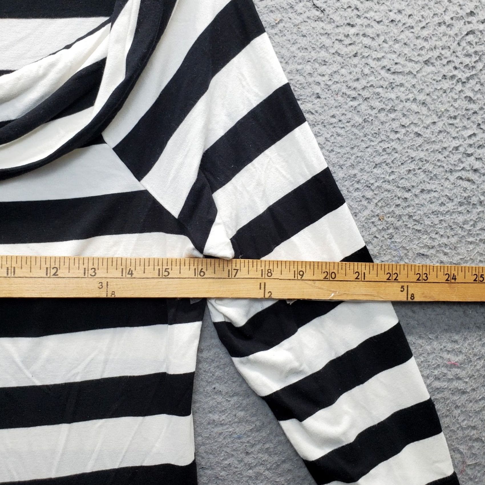 White House Black Market White House Black Market Shirt Women L Multicolor Striped Rayon Stretch Cowl Neck Casual Shirt Size L / US 10 / IT 46 - 4 Thumbnail