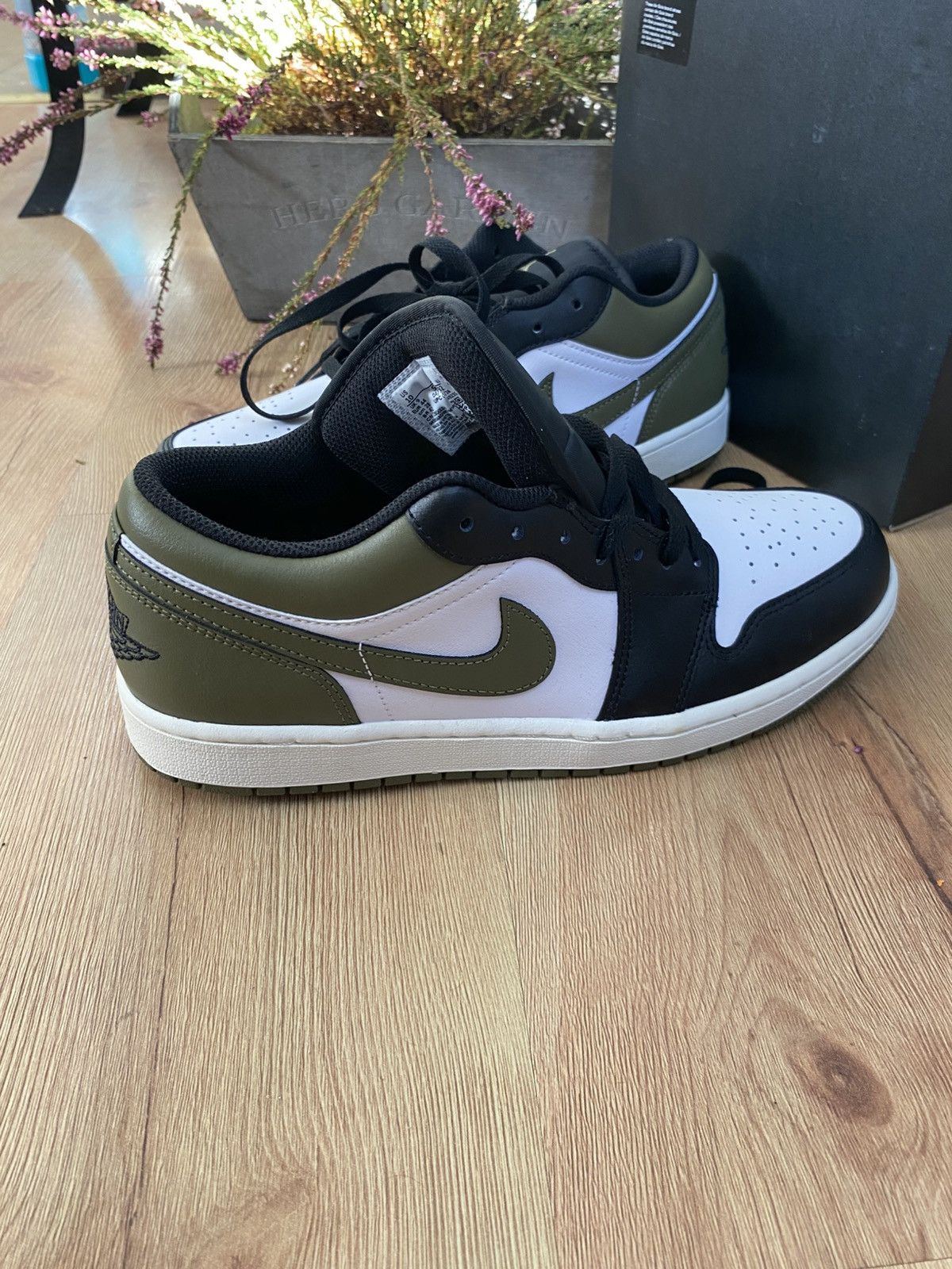 Nike Nike Air Jordan 1 Low Black White Khaki 553558-092 Size US 10 / EU 43 - 8 Thumbnail