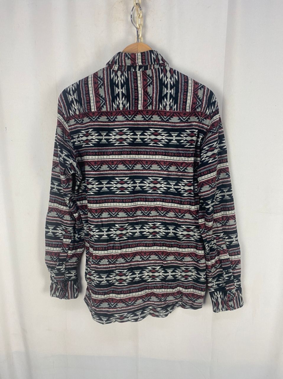 Uniqlo Uniqlo fullprint Navajo button up shirt Size US M / EU 48-50 / 2 - 10 Thumbnail