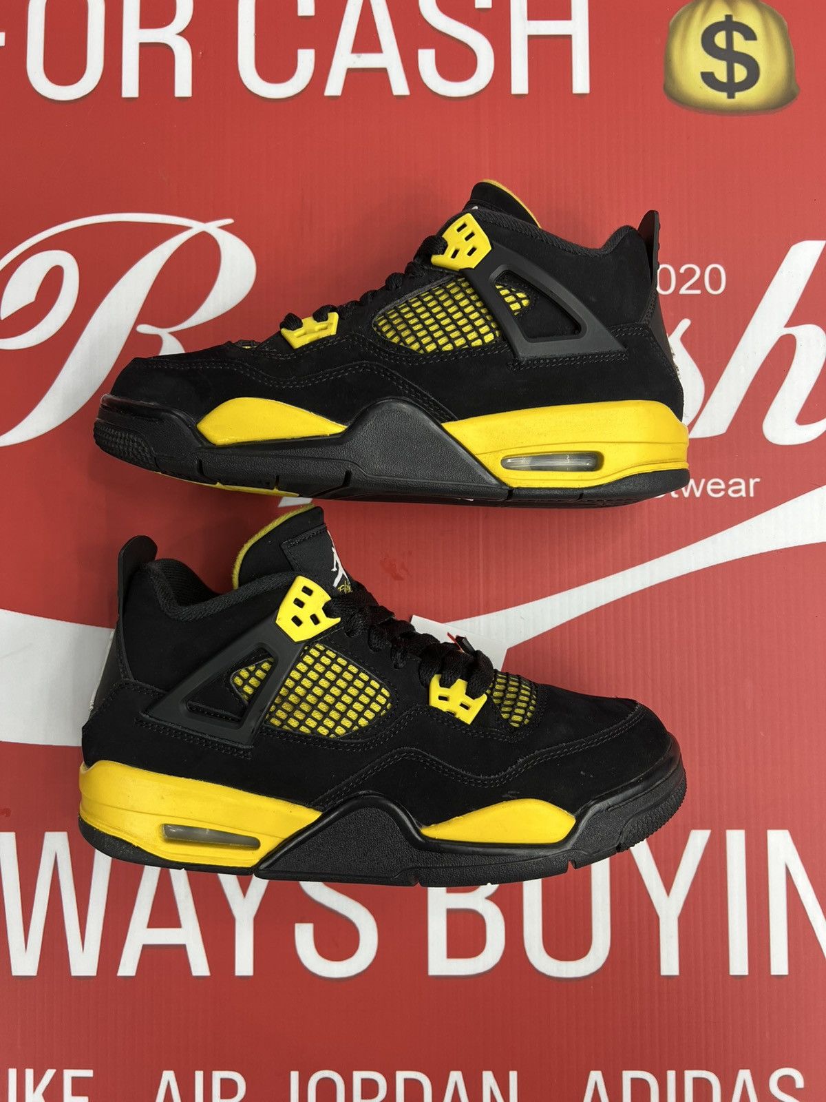 Jordan Brand Air Jordan 4 Retro Thunder (2023) (GS) Size 6.5Y 408452-017 Size US 6.5 / EU 39-40 - 2 Thumbnail