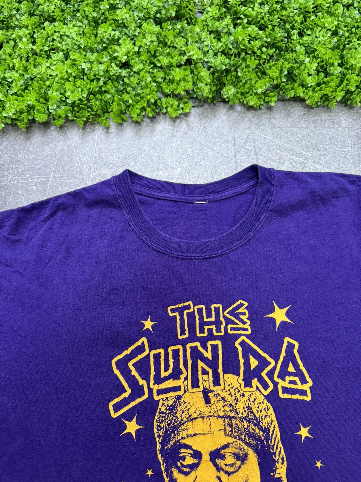 Band Tees Vintage Purple T-Shirt Tee Sun Ra Arkestra Marshall Allen Size US L / EU 52-54 / 3 - 5 Thumbnail