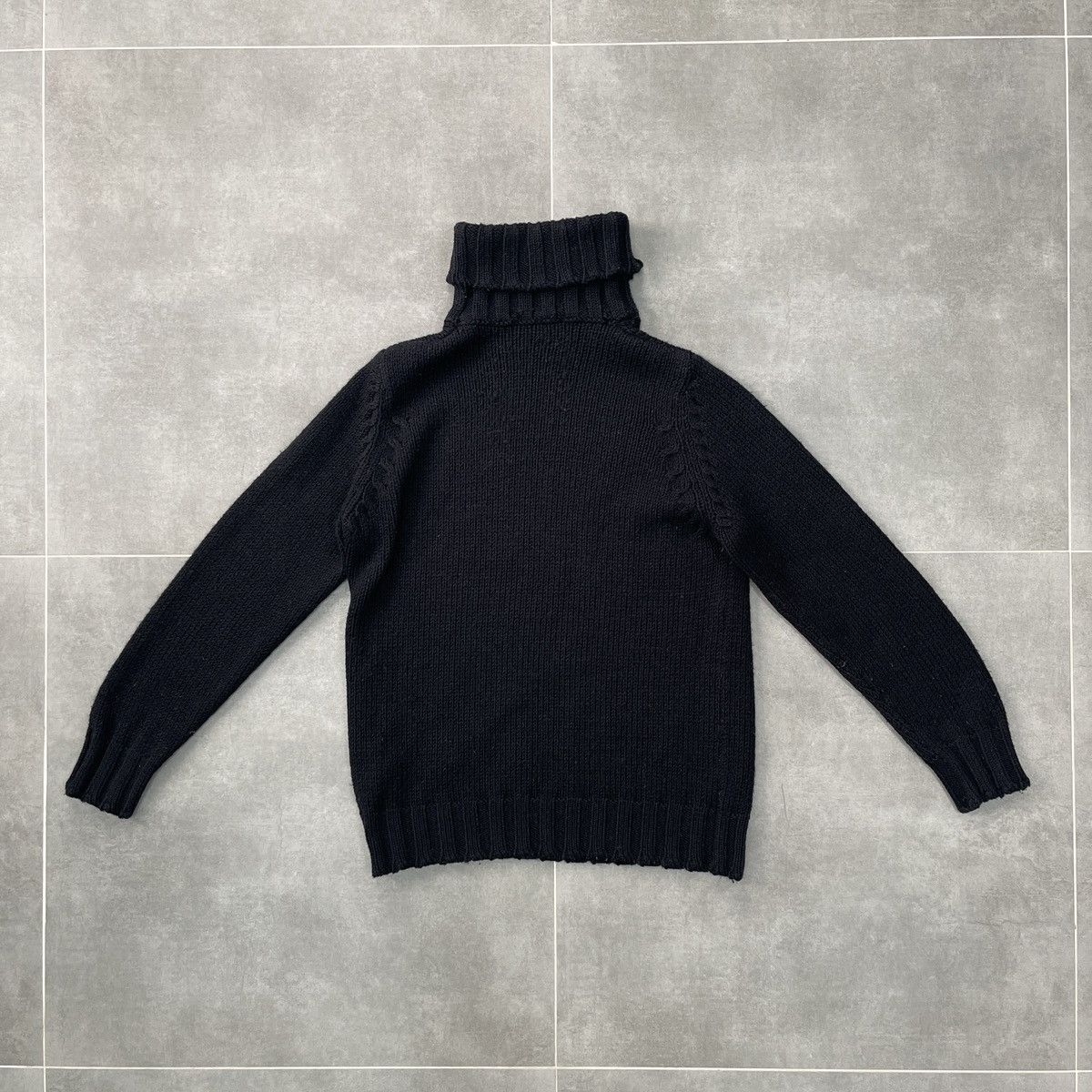 Valentino × Vintage Vintage Valentino Sport Wool Sweater Size 44 Size US S / EU 44-46 / 1 - 17 Thumbnail