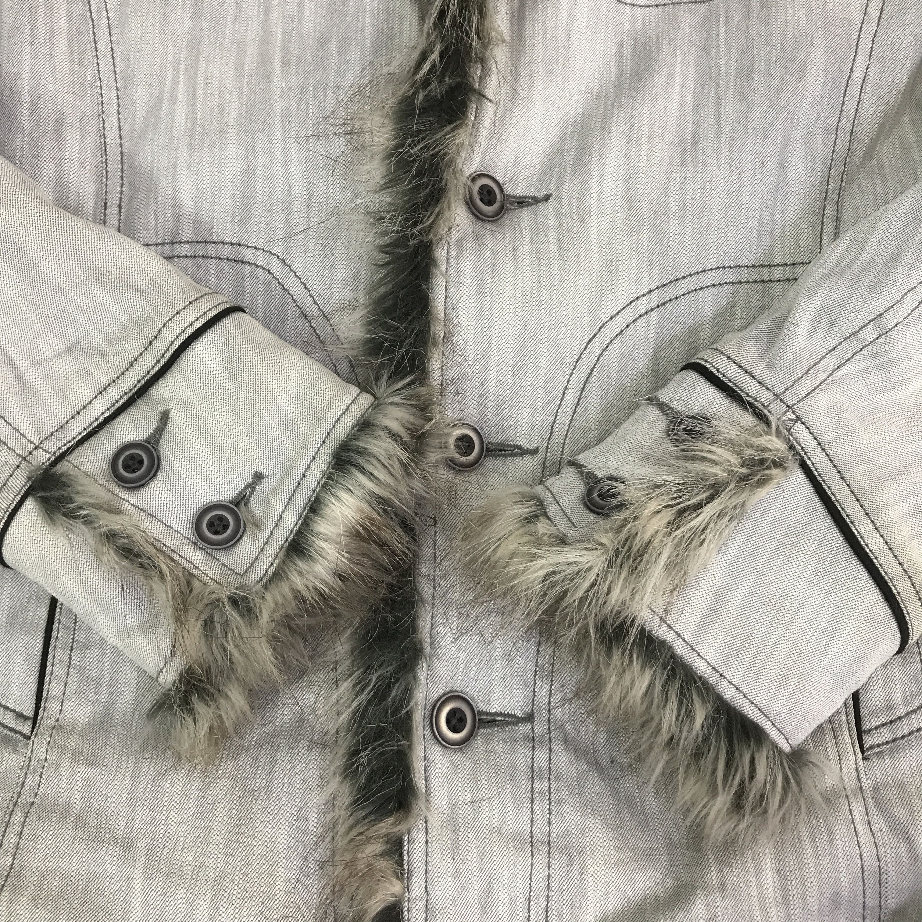 HIDEAWAYS HIDEAWAYS JAPAN FUR WINTER BUTTON JACKET K115B6 Size US M / EU 48-50 / 2 - 7 Thumbnail