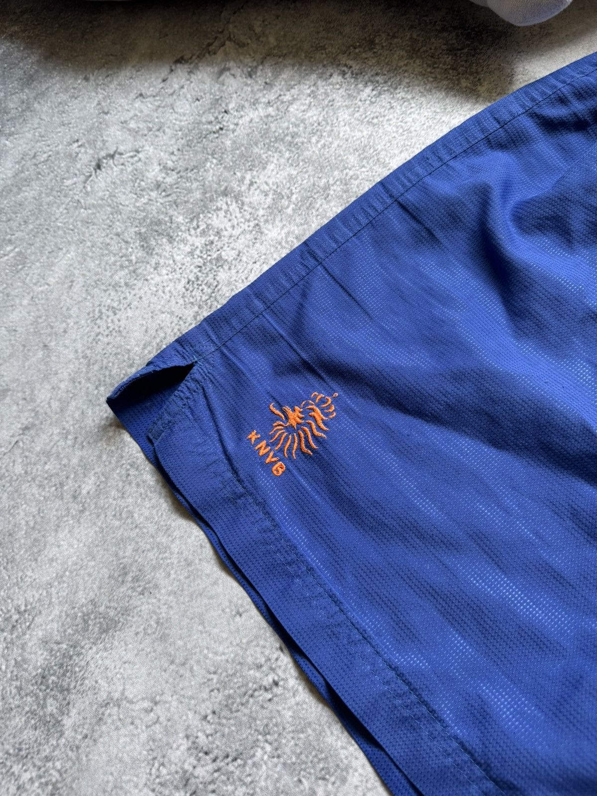 Nike vintage knvb nike shorts Netherlands Size US 34 / EU 50 - 4 Thumbnail