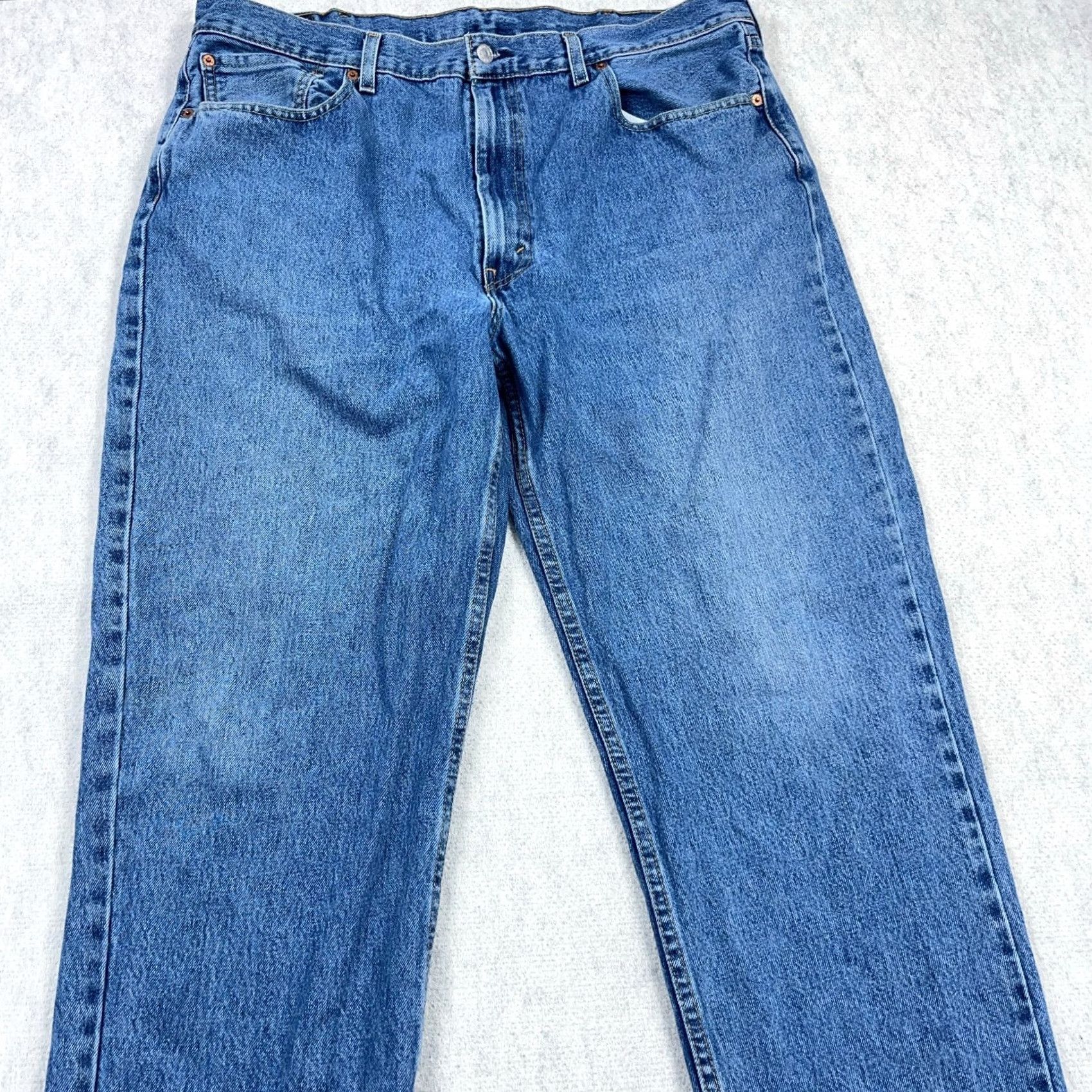 Levi's Vintage Levis 550 Jeans Men 40x32 Relaxed Fit Straight Leg Med Wash Baggy Jeans 90s American Classic Mens Size US 40 / EU 56 - 3 Thumbnail