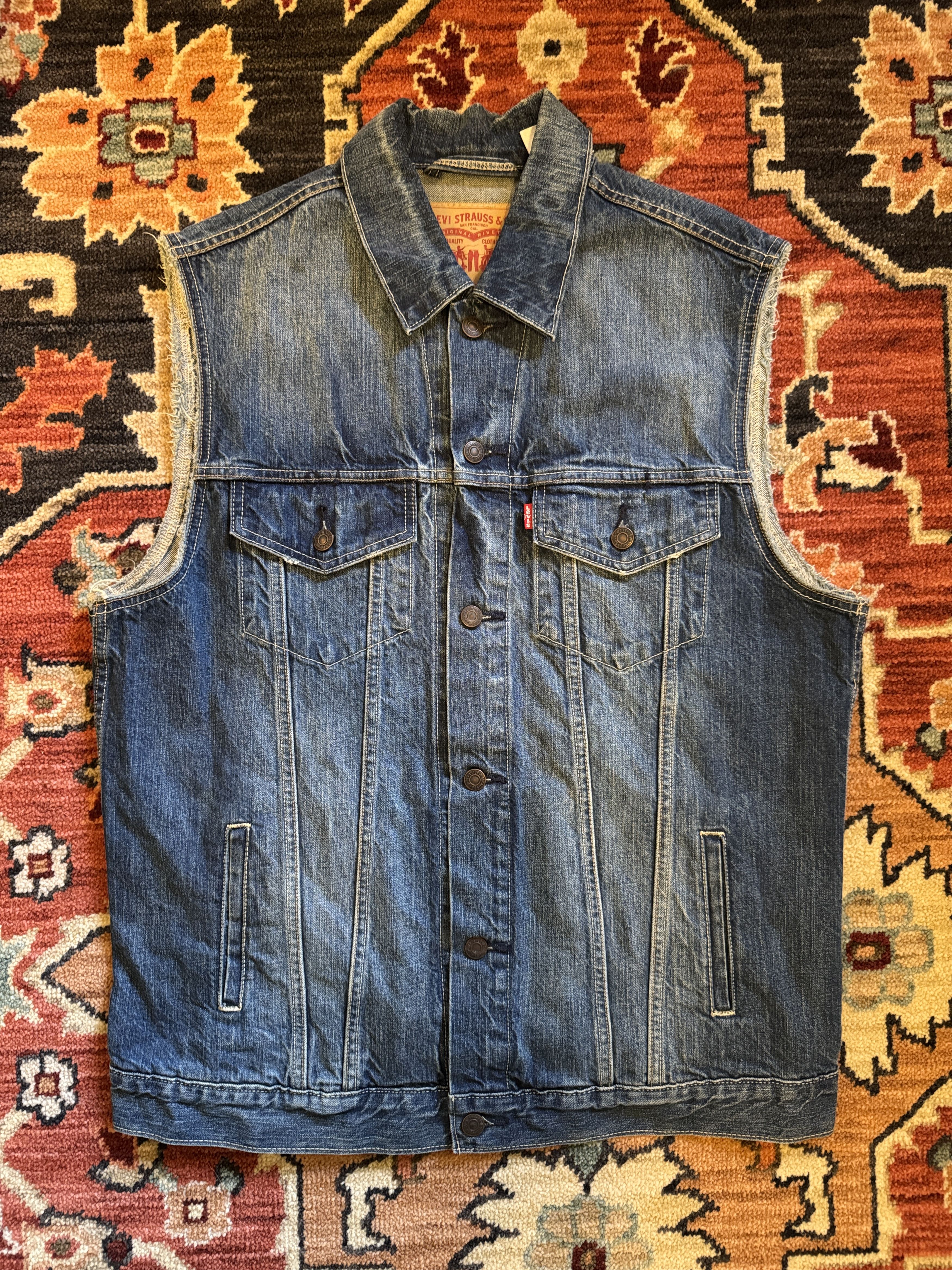 Levi's Vintage Levis Jean Trucker Vest Men XL Denim Blue Size US XL / EU 56 / 4 - 1 Thumbnail