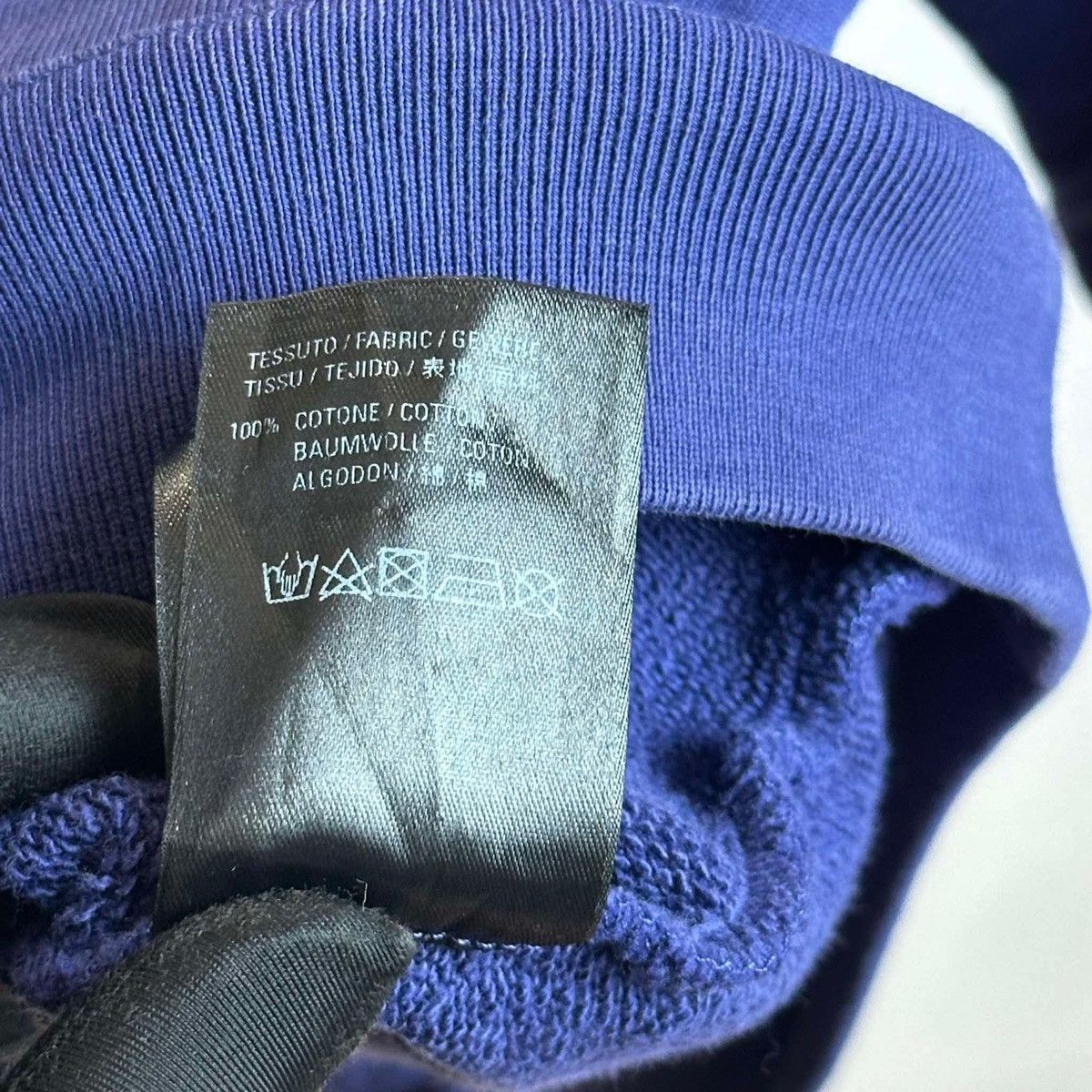 Balenciaga BALENCIAGA WAVE HOODIE Size US XS / EU 42 / 0 - 9 Thumbnail